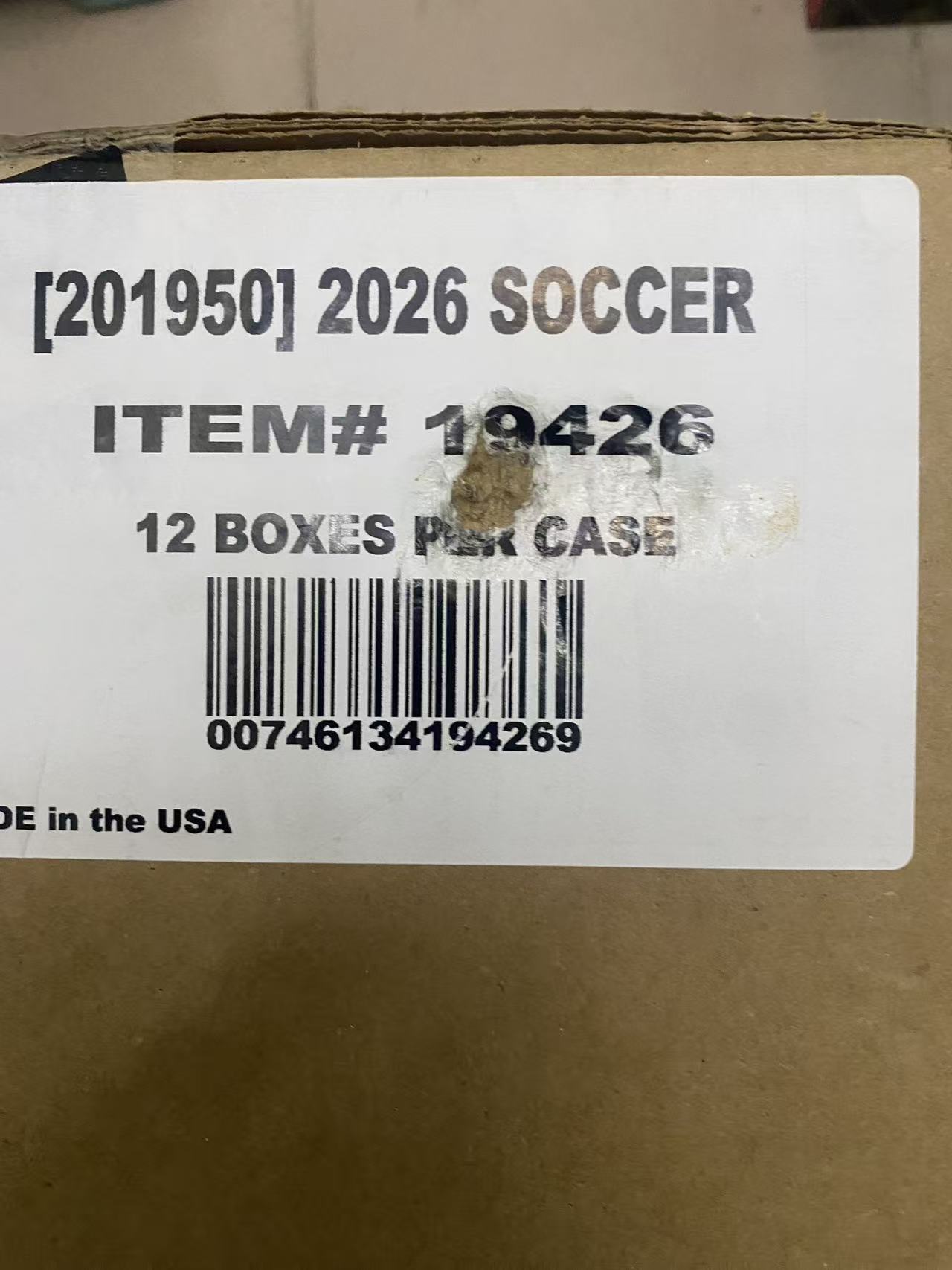 【扒卡拍卖 拍前请看描述】2026 Panini Prizm World Cup 世界杯PZ Hobby 单箱 寻找梅西C罗亚马尔姆巴佩登贝莱奥利塞贝林厄姆莫拉等好人新秀带编折射大比例签字! 箱况如图 到付发出! 箱箱0927BK02