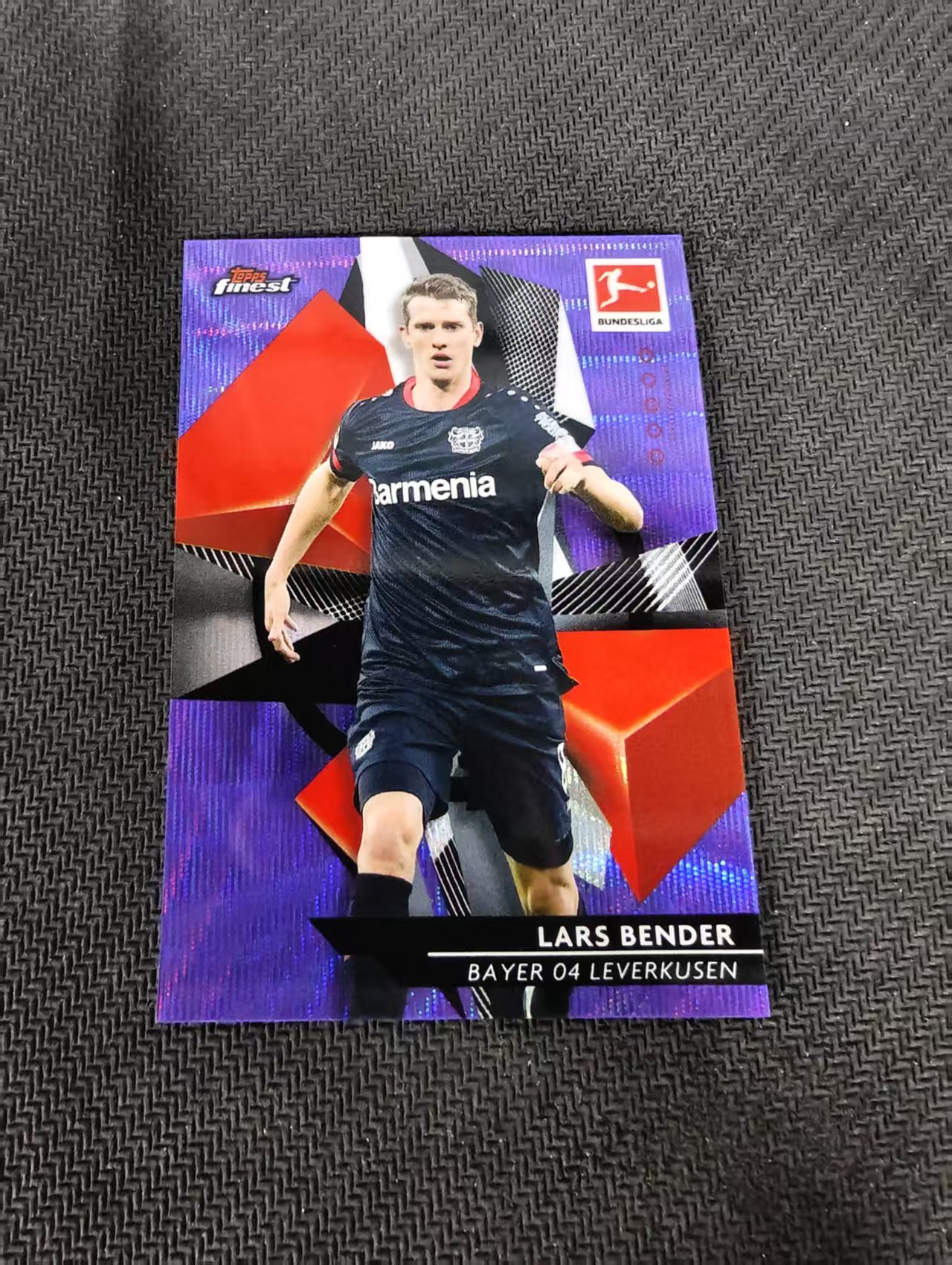 【可合并,不累计】2021 Topps Finest Lars Bender 德甲 勒沃库森 拉尔斯 本德 紫波纹 250编 瑕疵如图