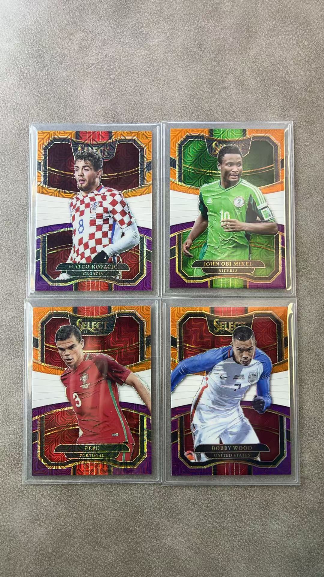 6474【330球星卡实体店代卖】2017-18 帕尼尼 SELECT 佩佩 科瓦契奇 鲍比伍德 米克尔 4张 三色折 LOT 仅顺丰寄付(UK23)