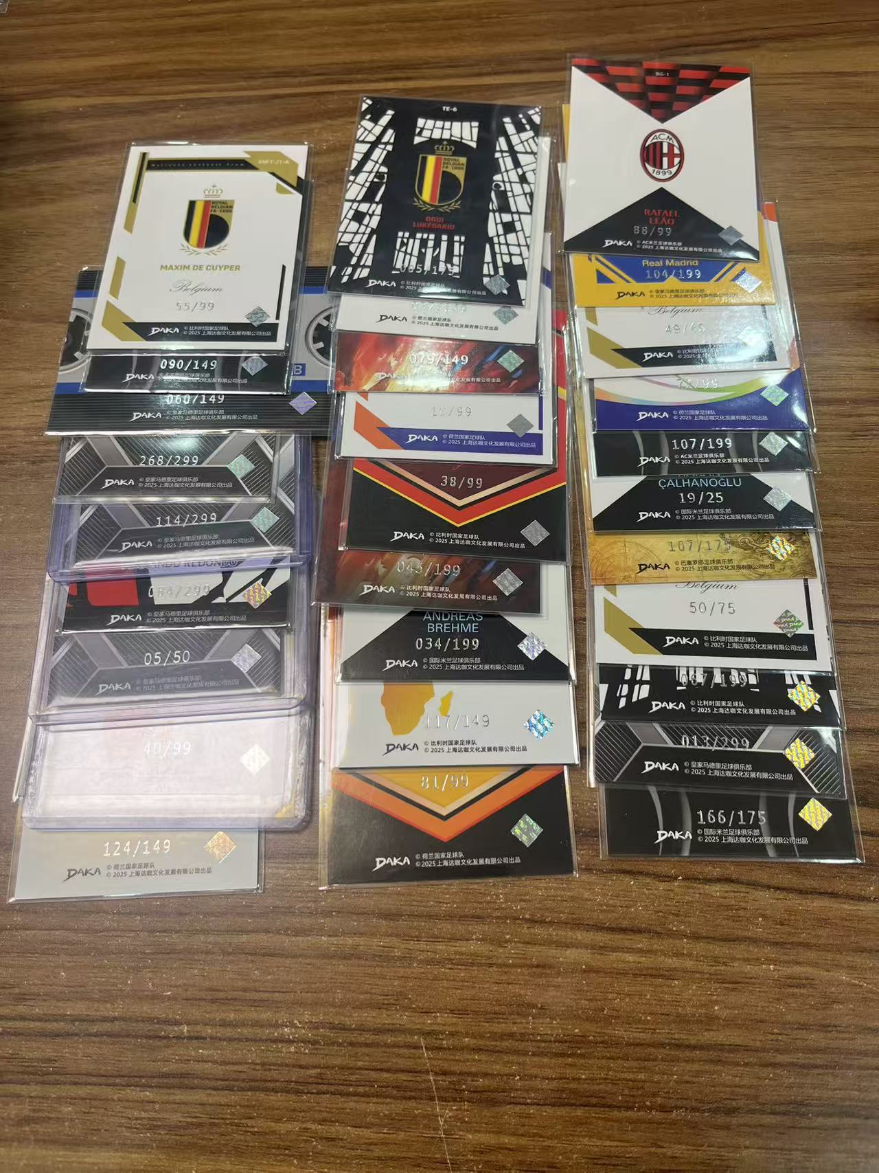 2025 Topps TOPPS Andres Iniesta 达咖 伊涅斯塔 巴尔韦德 等好人 31张全部带编 打包LOT 卡品不保【ZYP代拍】暴暴