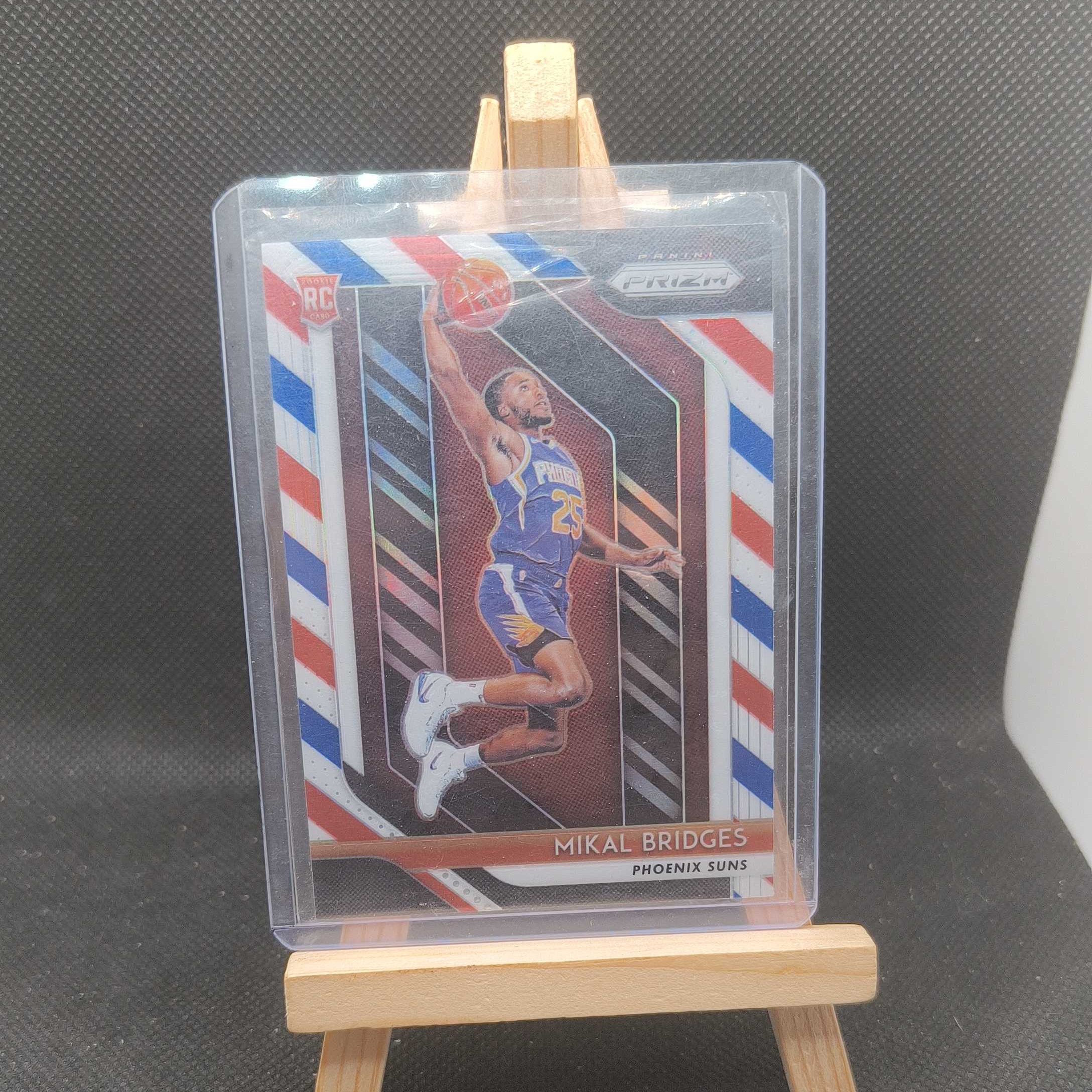 【Roseee代卖】2018-19 Panini Prizm Mikal Bridges RC 太阳 米卡尔布里奇斯 三色折射 新秀卡RC标 东契奇同届 wze