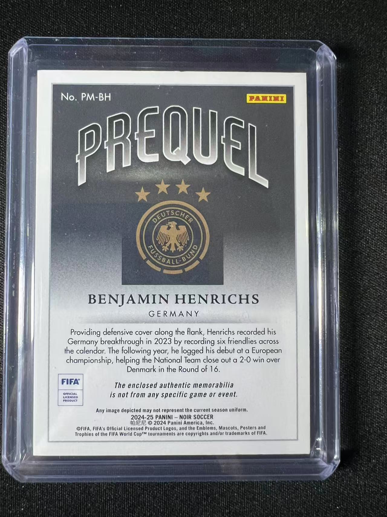 2024-25 Panini Noir Benjamin Henrichs 【GT足球拍卖】亨里希斯 诺尔系列 大窗球衣Patch 莱比锡铁卫