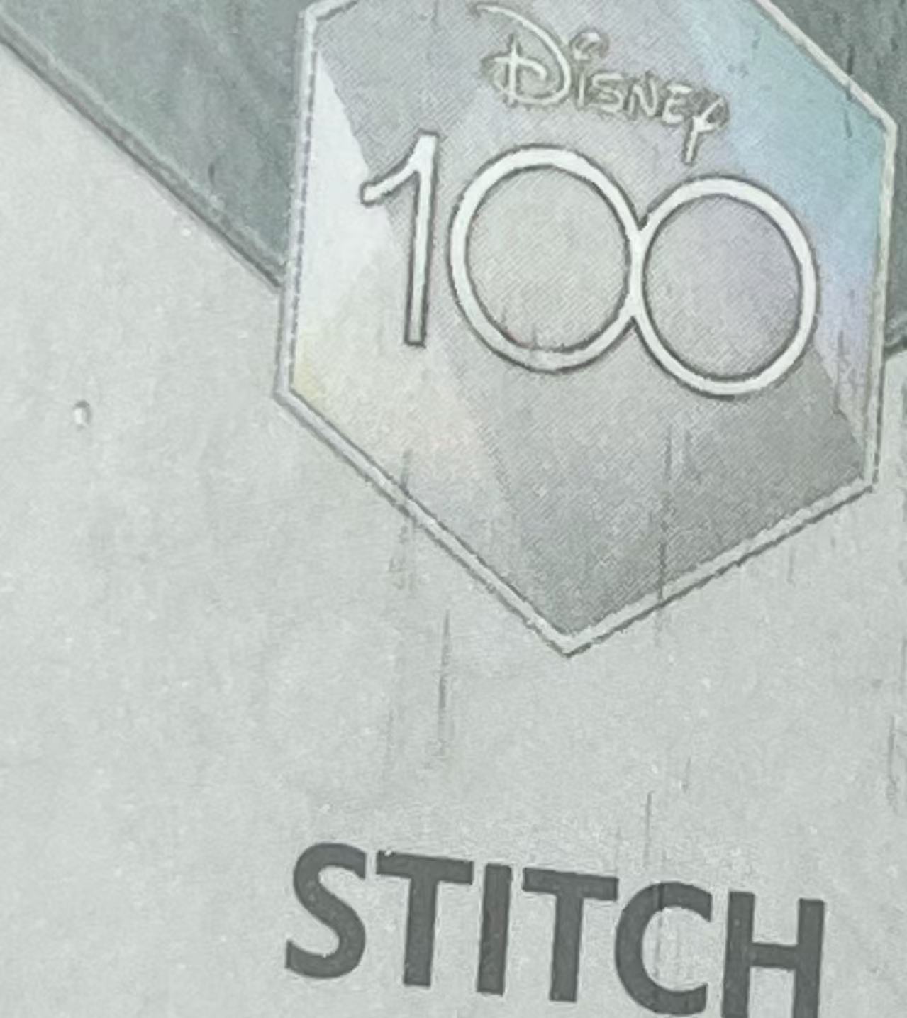 【长安代卖 截标预付80%】2023 Topps Chrome Disney 迪士尼 100周年 元年 TC 迪士尼 Stitch 史迪仔 史迪奇 星际宝贝 正银折 折射 实卡好看 收藏必备 微瑕看大图 第二张【爆金米奇】(S)(J)