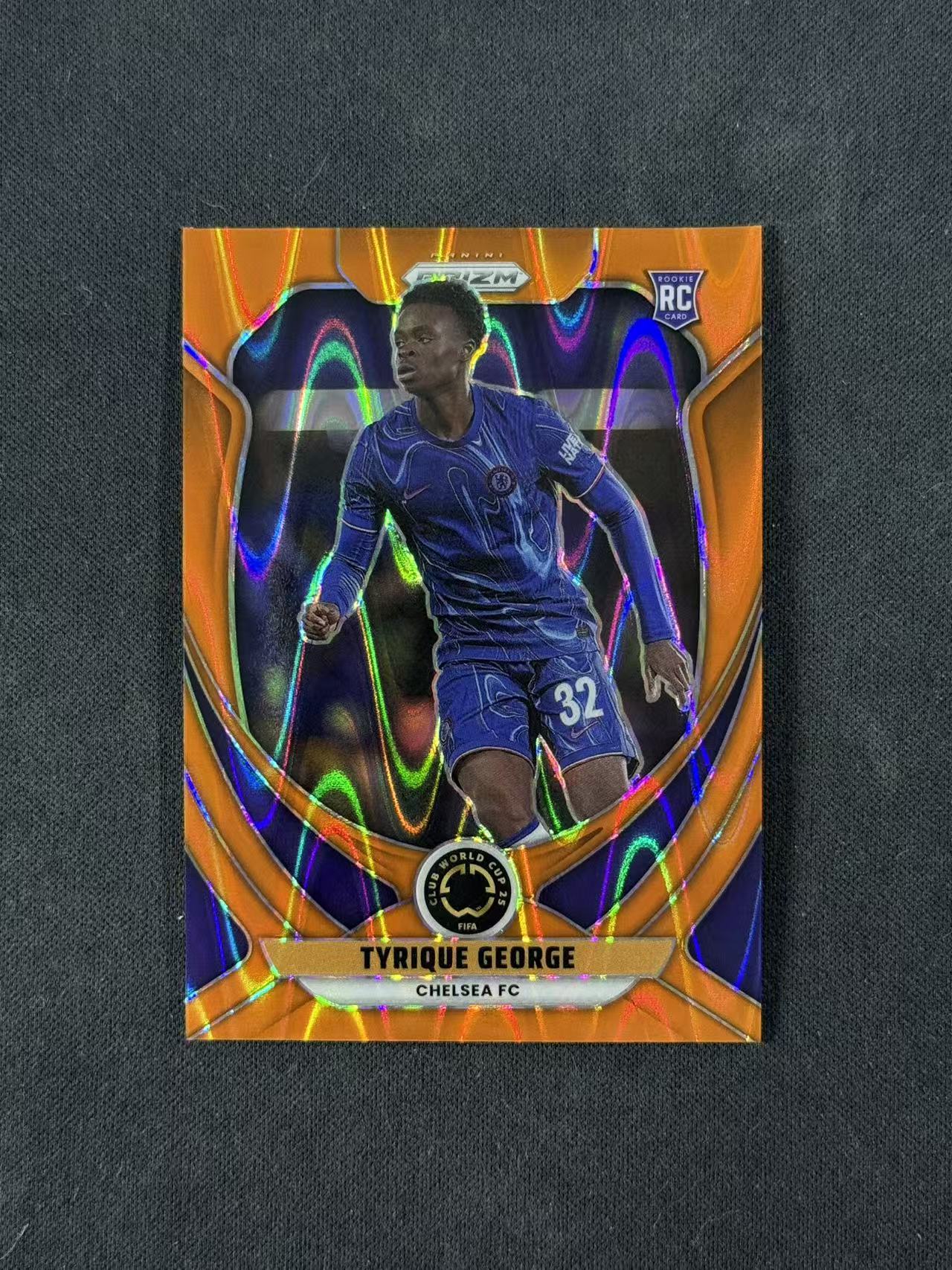 2025 Panini Prizm Tyrique George RC 【林林拍卖拜仁】pz系列 世俱杯 切尔西 新秀 泰里克乔治 056/199编 橙波纹折 base