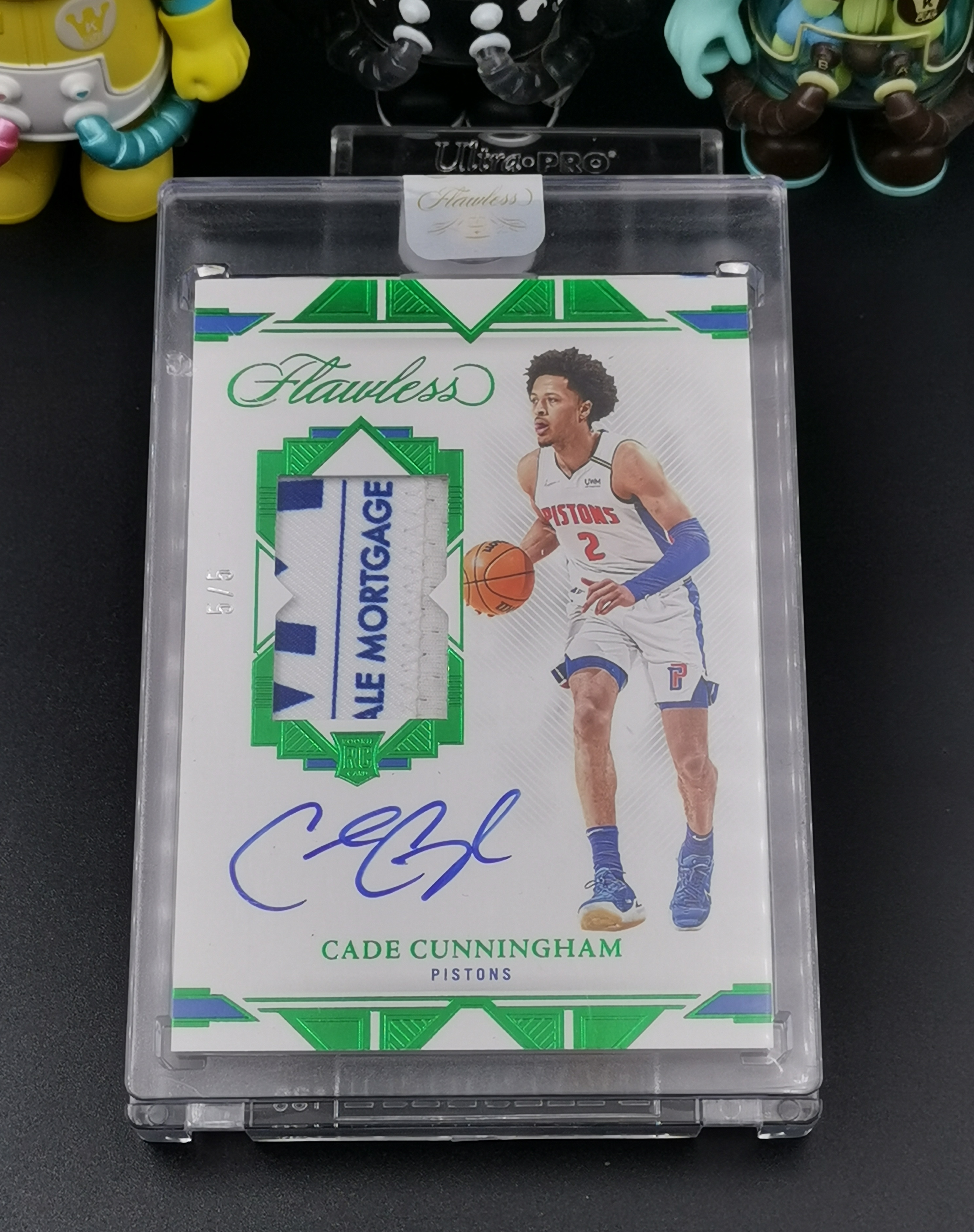 2021-22 Panini Flawless Cade Cunningham RC 【学浪】手提系列 活塞 新秀年 CC 坎宁安 康宁汉姆 赞助商标语球衣切割 签字 卡签 RPA SPM 绿宝石平行 5/5编 尾编 原封砖 系列Hit