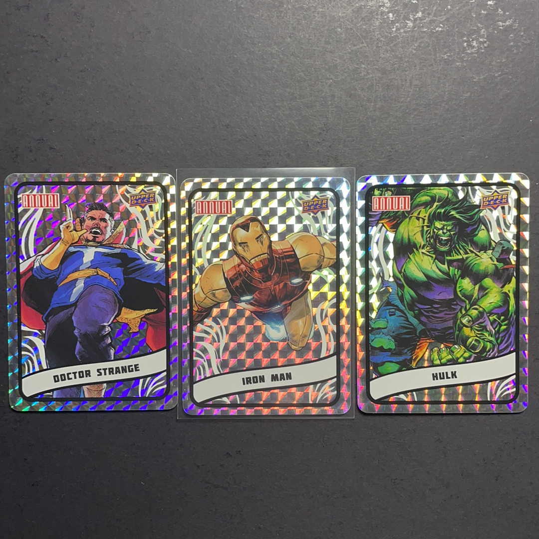 2024 Upper Deck Marvel (MCU) Annual年鉴 钢铁侠 奇异博士 绿巨人浩克 闪贴贴纸特卡3张打包序号如图2 2023-24 UD 漫威漫画年度盒 漫威年鉴末年系列
