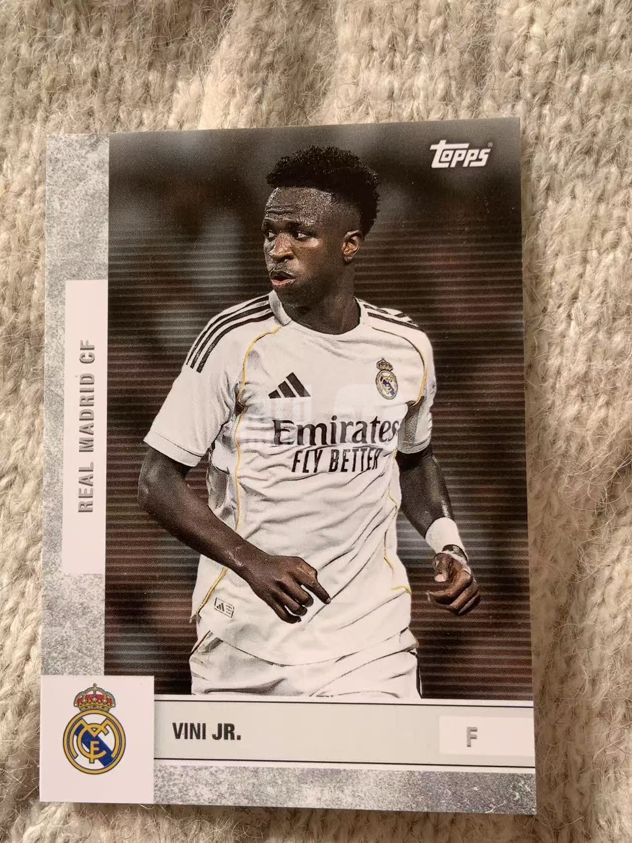 2024 Topps UEFA Champions League Vinícius Júnior 欧冠 - 维尼修斯・儒尼奥尔 - 皇马边路巨星,盘带速度顶级,欧冠夺冠核心,巴西主力边锋,凑套必备