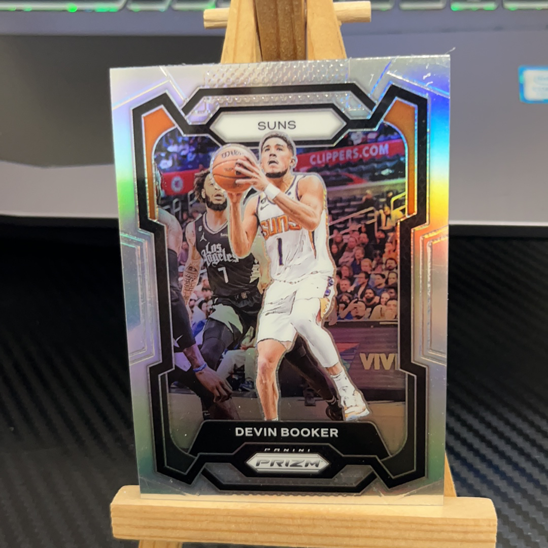 2023-24 Panini Prizm Devin Booker 德文 布克 太阳 银折 折射 prizm系列 pz 卡品如图 凑图必备 值得收藏!免费代卖!
