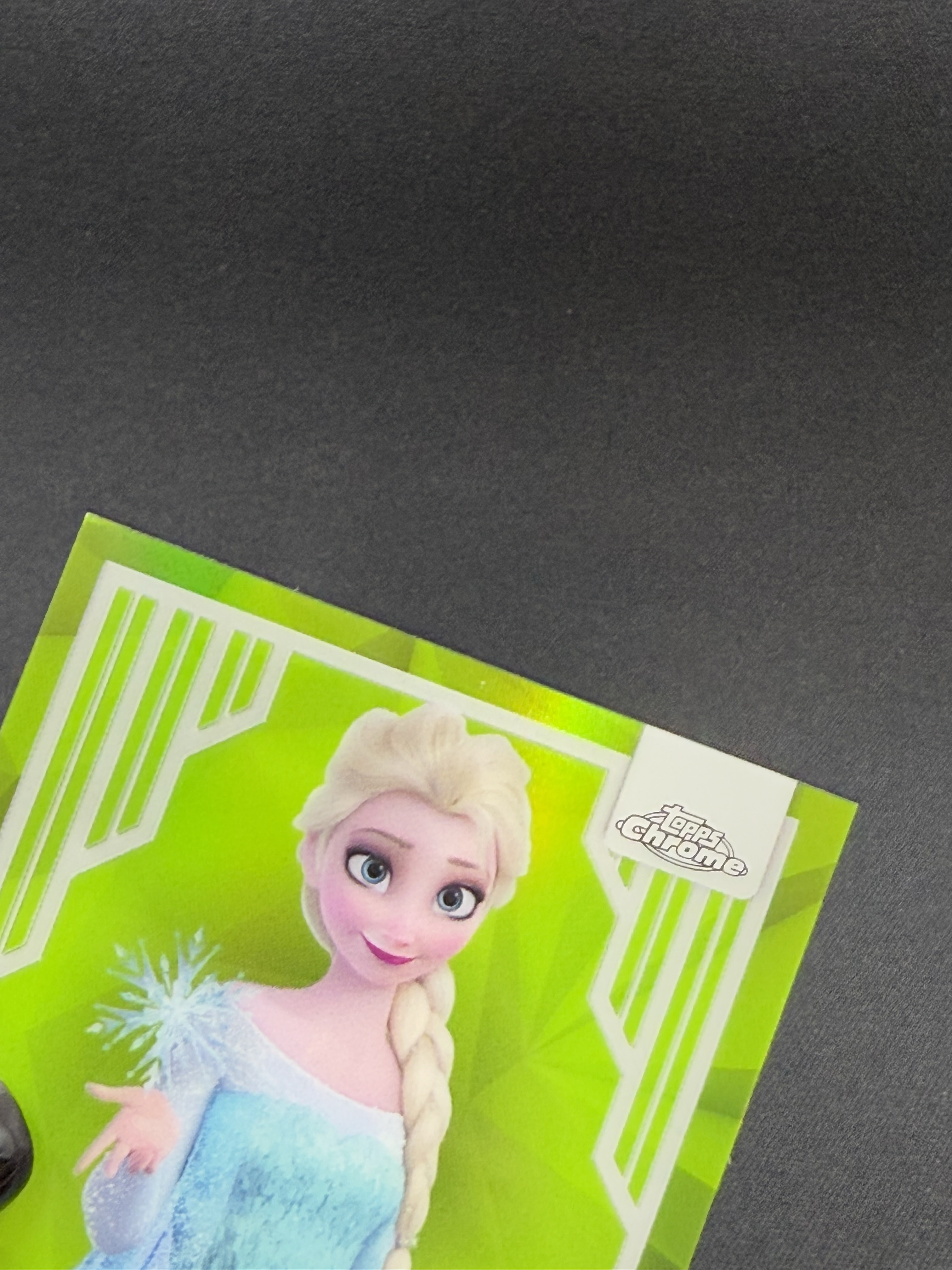 2023 Panini Chrome Disney 100 Elsa 【小贝代拍】迪士尼 Tc 100周年 元年 艾莎公主 冰雪奇缘 绿折折射 31/99编 瑕疵如图 拍前看描述 XNP