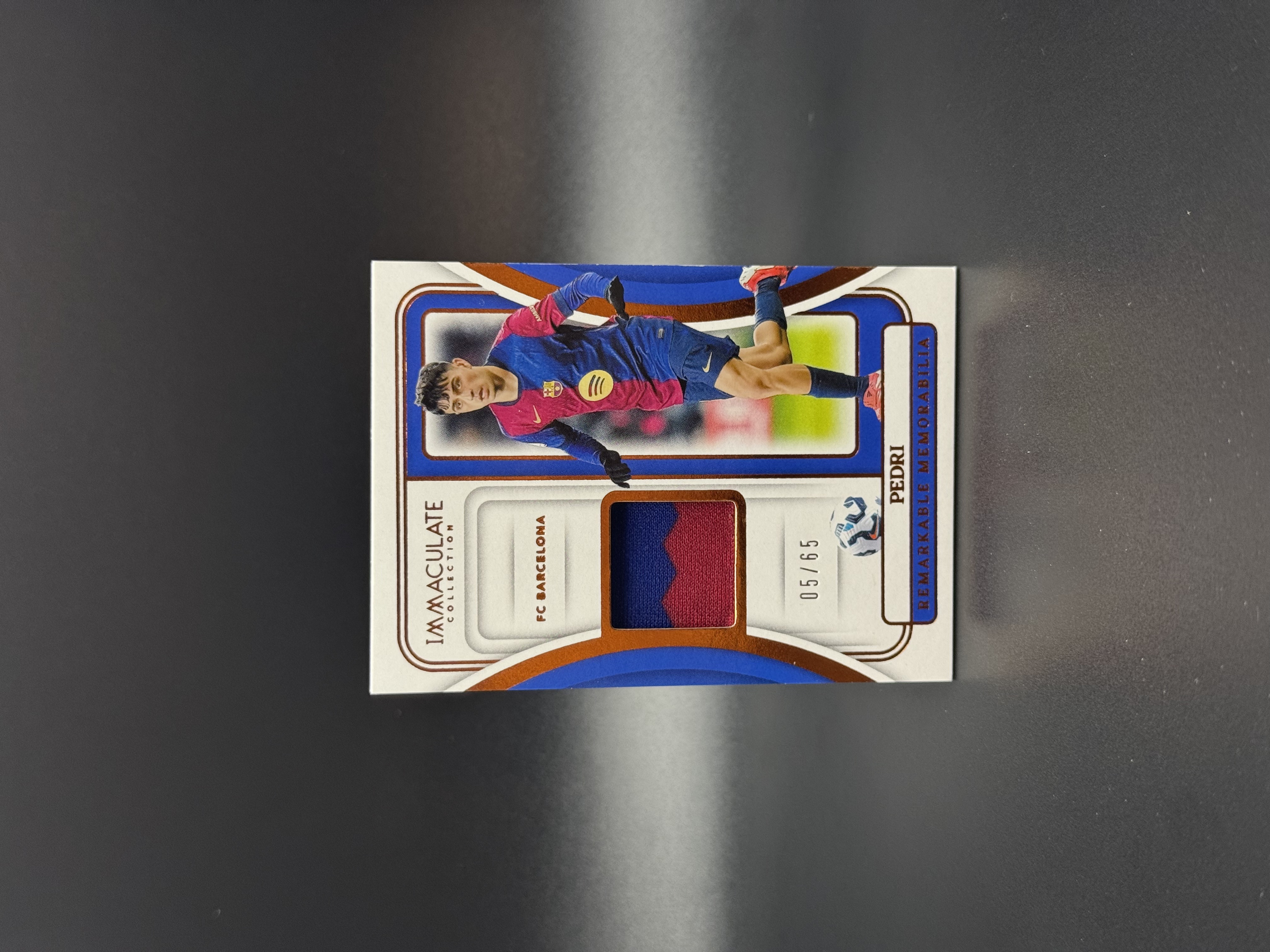 2024 Panini Immaculate Pedri 【鲨鱼辣椒 免费代拍】佩德里 佩刀 65编 物料 球衣切割 巴萨 巴塞罗那 Imm 爱咪咪 双色Patch #Tzy