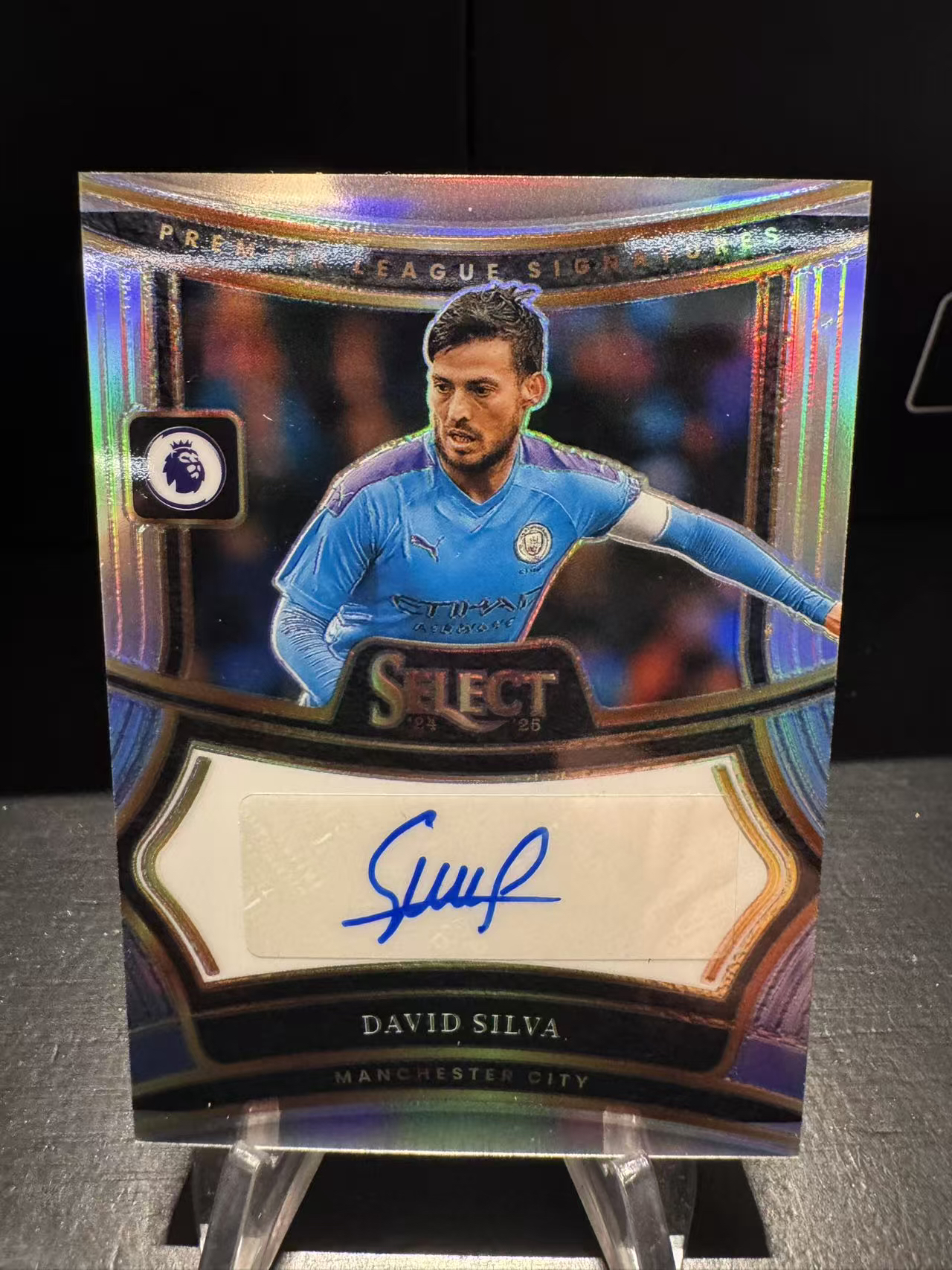 龖2024-25 Panini Select David Silva 英超 大卫 席尔瓦 红折 签字 曼城 银折 卡品如图 MJ002L