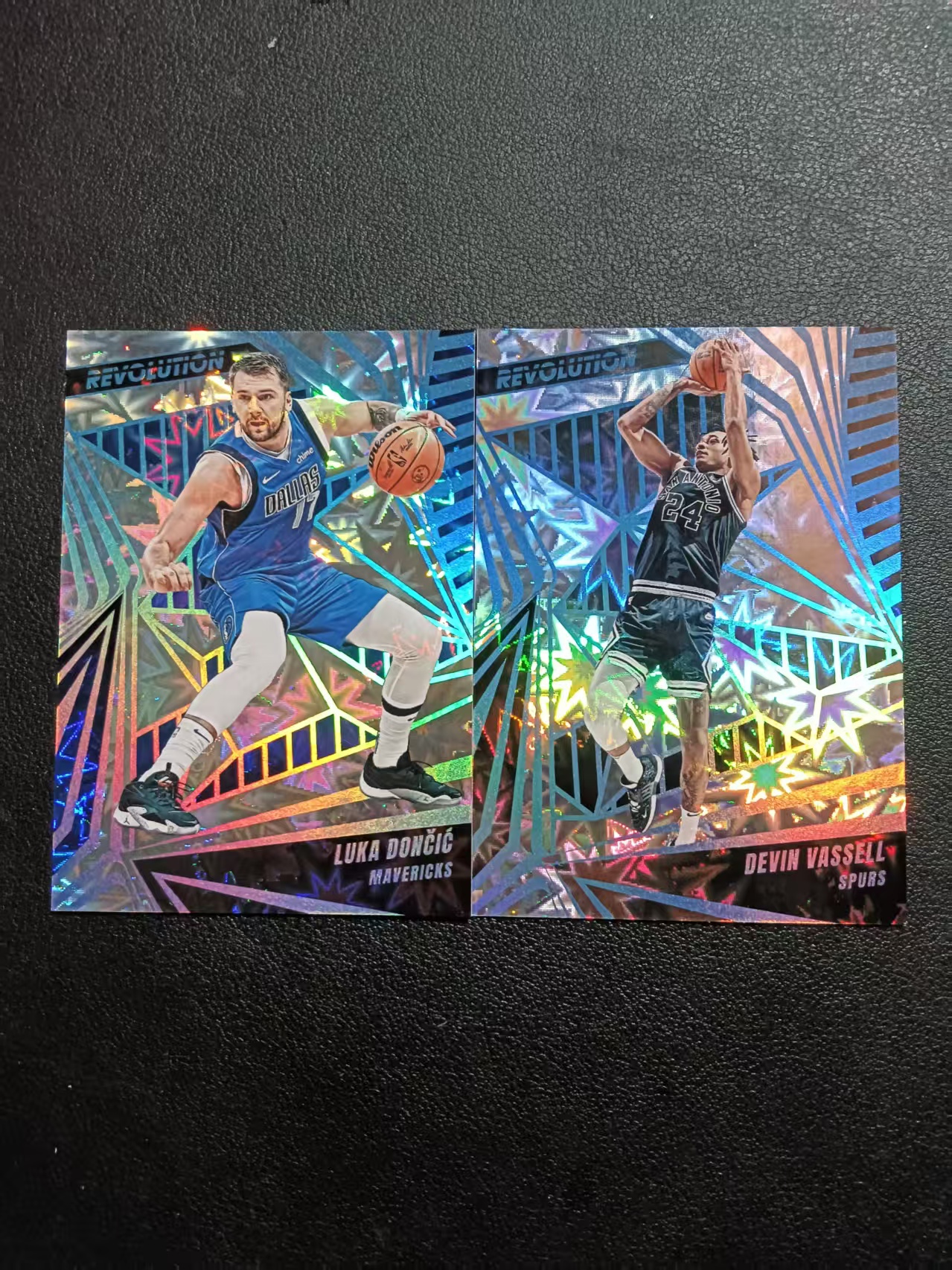 2023-24 Panini Revolution Luka Doncic 革命 卢卡 东契奇 德文 瓦塞尔 149编 爆炸折 折射 卡品如图 龙龙龙