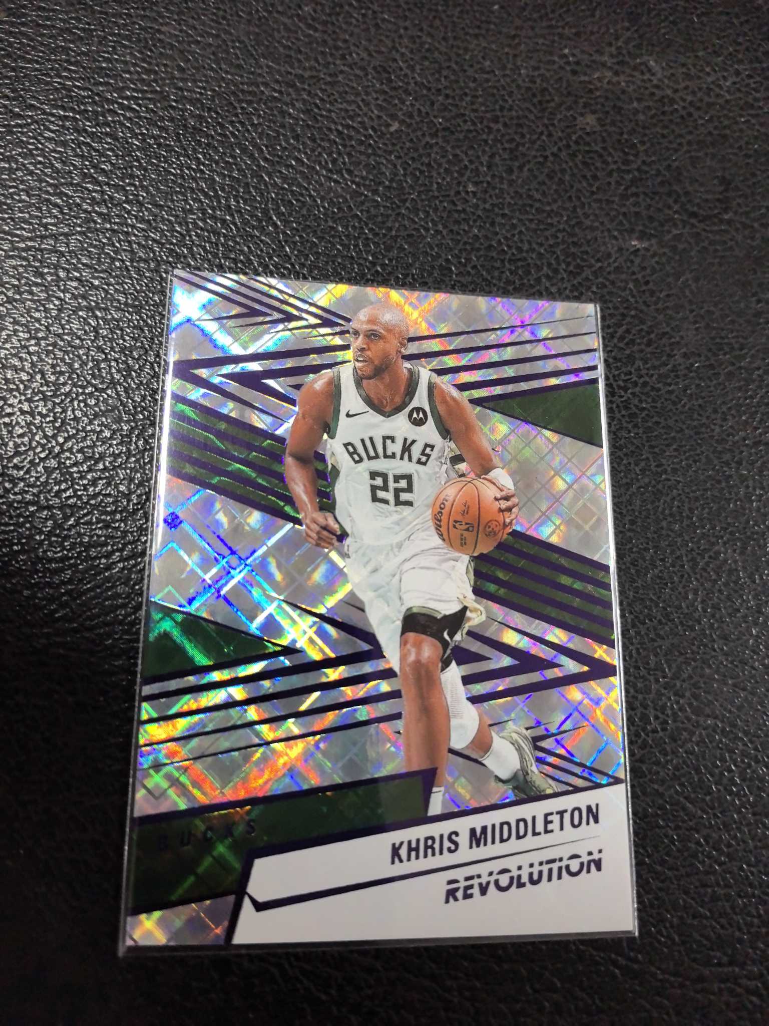 2024-25 米德尔顿 99编 雄鹿 革命 钻石 折 爆炸 10-8