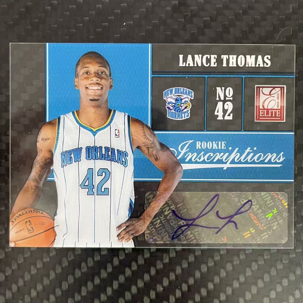 2012-13 Panini Elite Lance Thomas 【杰克森拍卖】兰斯 托马斯 新奥尔良黄蜂 新秀 签字 贴签 胶片 鱼