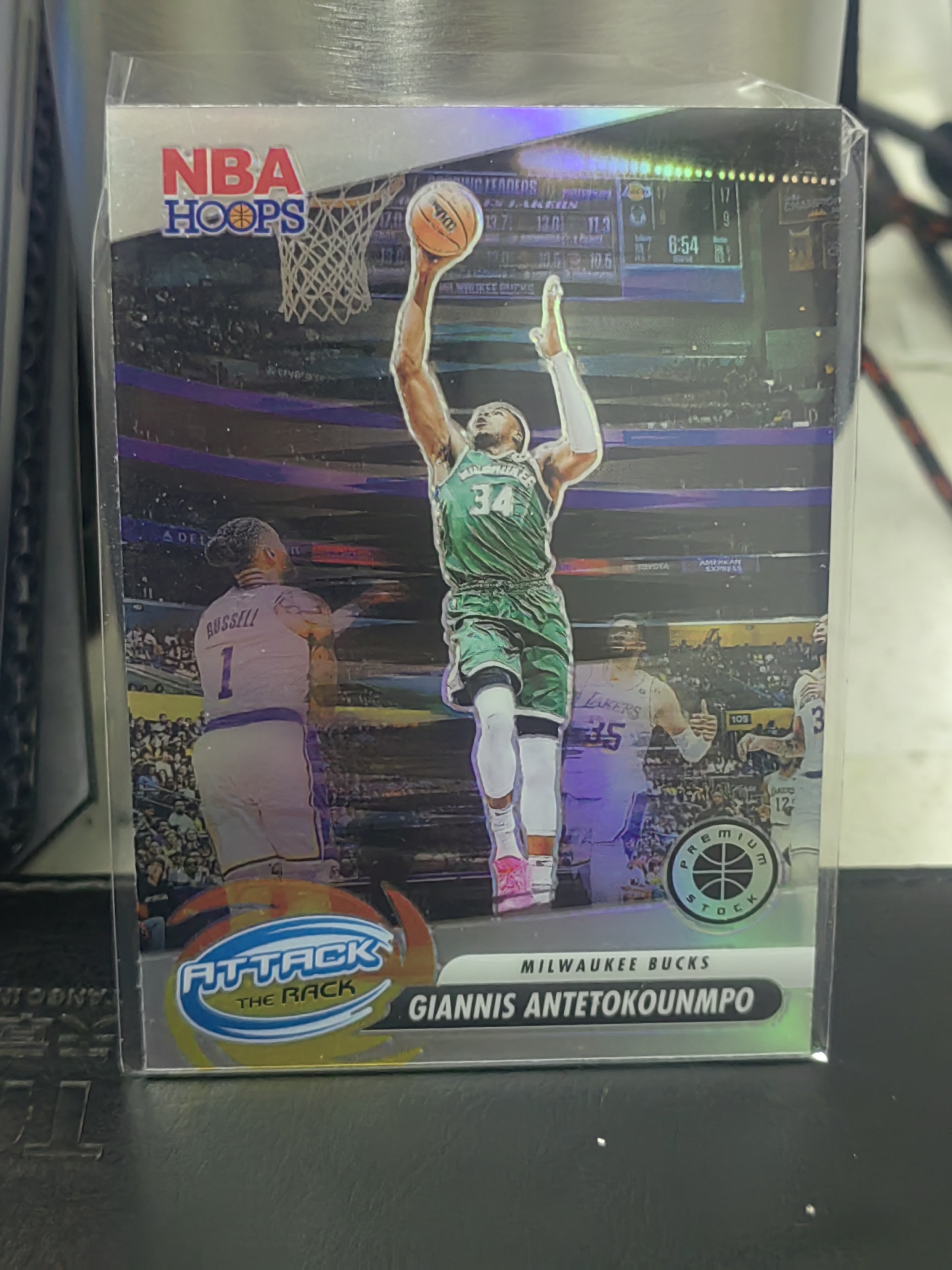2023-24 Panini Premium Stock Giannis Antetokounmpo Hoops 银折 扬尼斯 阿德托昆博 字母哥 雄鹿 ATTACK THE BACK 篮 不保卡品