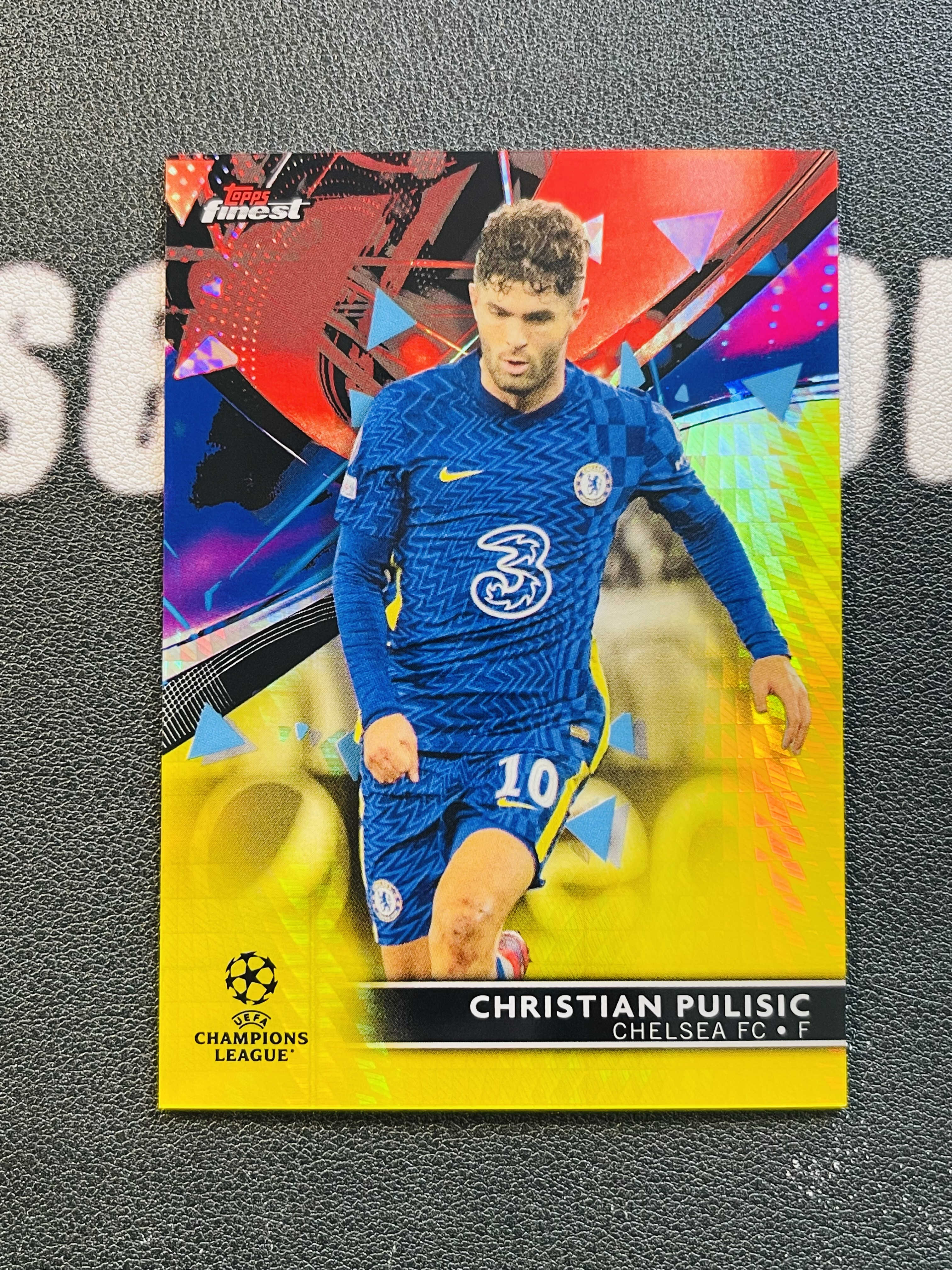  chill 074 2022 topps finest christian pulisic 
