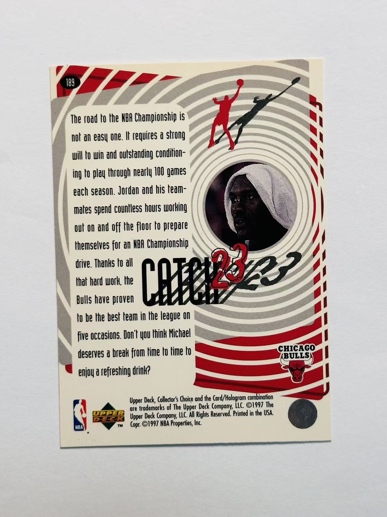 1997-98 Upper Deck nba Michael Jordan 嘿嘿代卖 历史第一人 休闲装 迈克尔 乔丹 公牛 篮球之神 飞人 经典老特 收藏必备