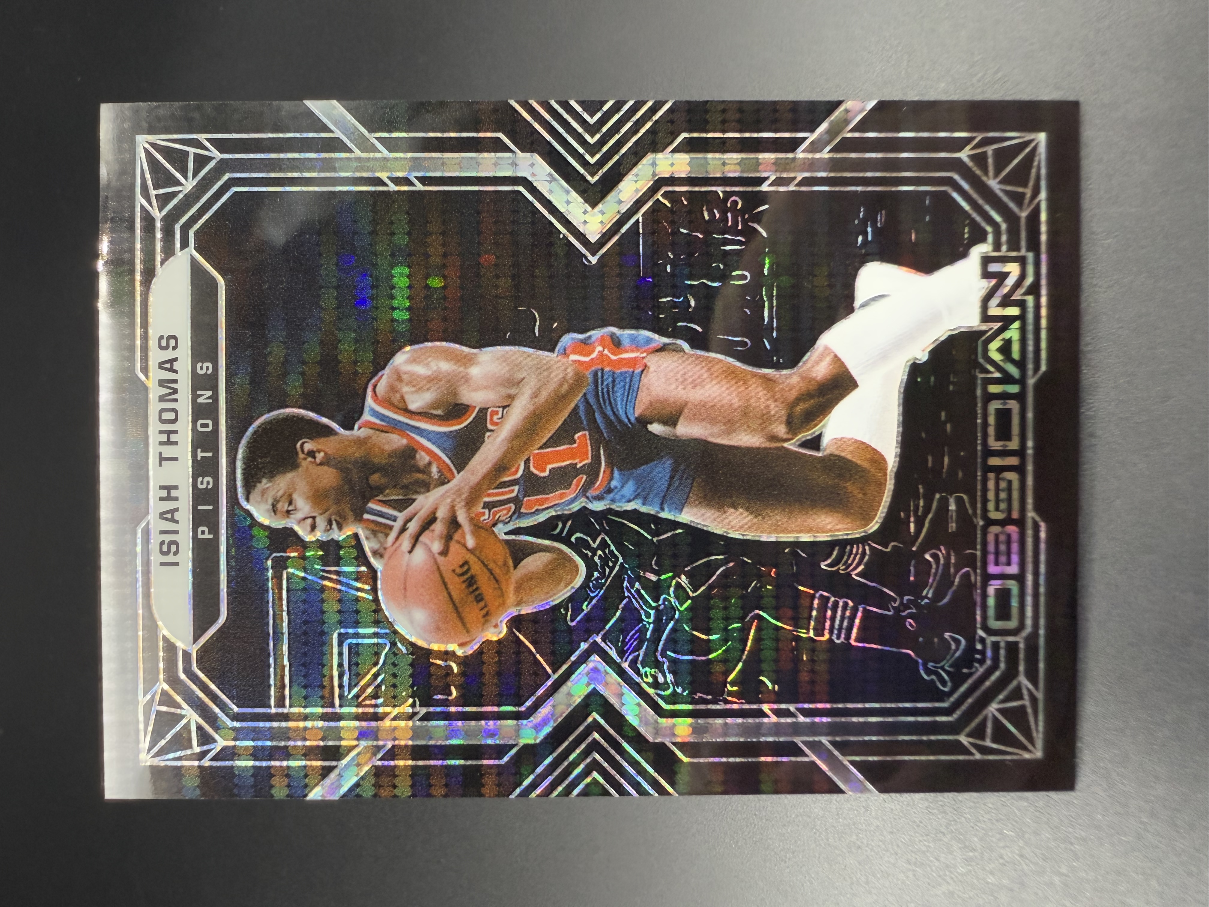 2021-22 Panini Obsidian Isiah Thomas 【湖水蓝拍卖】伊塞亚 托马斯 活塞 黑曜石 BASE 折射 专收必备 未来可期 卡品如图 ZG