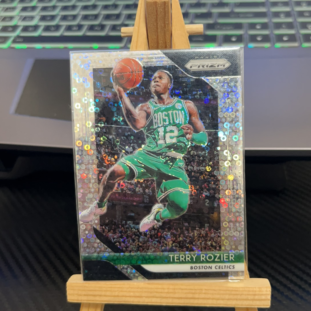 2018-19 Panini Prizm Terry Rozier 罗齐尔 凯尔特人 银折 折射 prizm系列 pz 卡品如图 凑图必备 值得收藏!免费代卖!