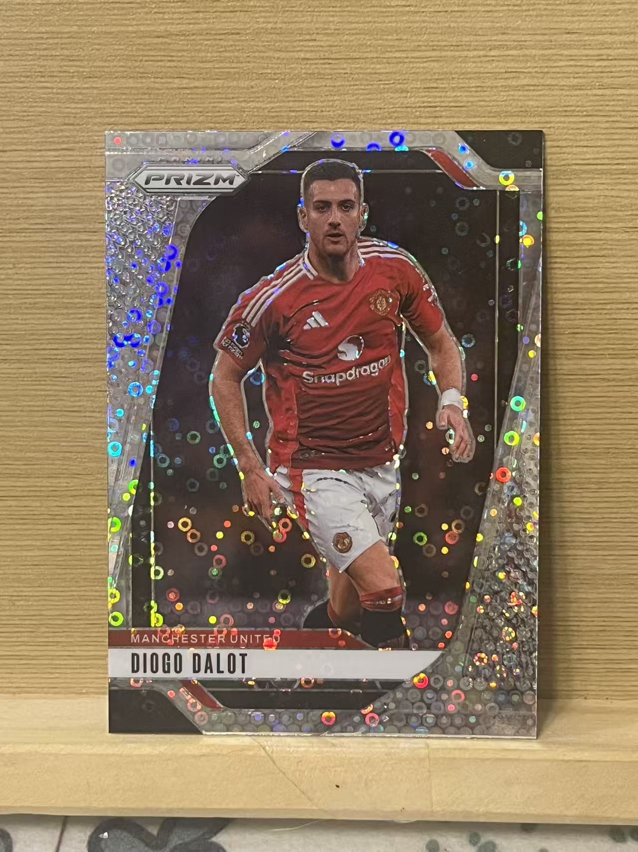 2024-25 Panini Prizm Diogo Dalot 达洛特 泡泡折 曼联 英超 银折 pz 实卡精美 收藏必备 LZ3