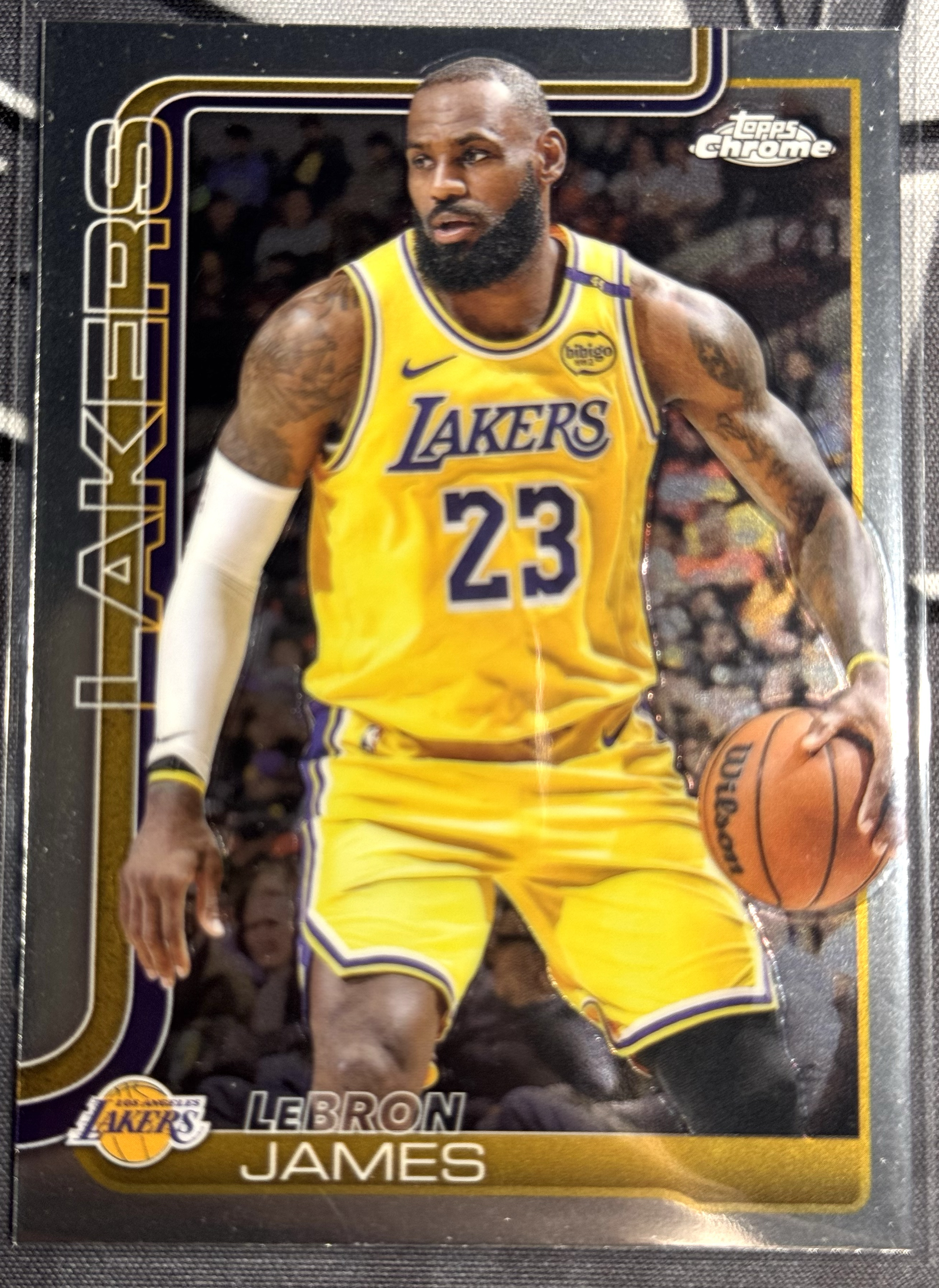 2025 Topps Chrome NBA Basketball TC 篮球 LEBRON JAMES 勒布朗 詹姆斯 WEMBANYAMA 文班亚马 Base 不带编 卡品不保 瑕疵如图 XW