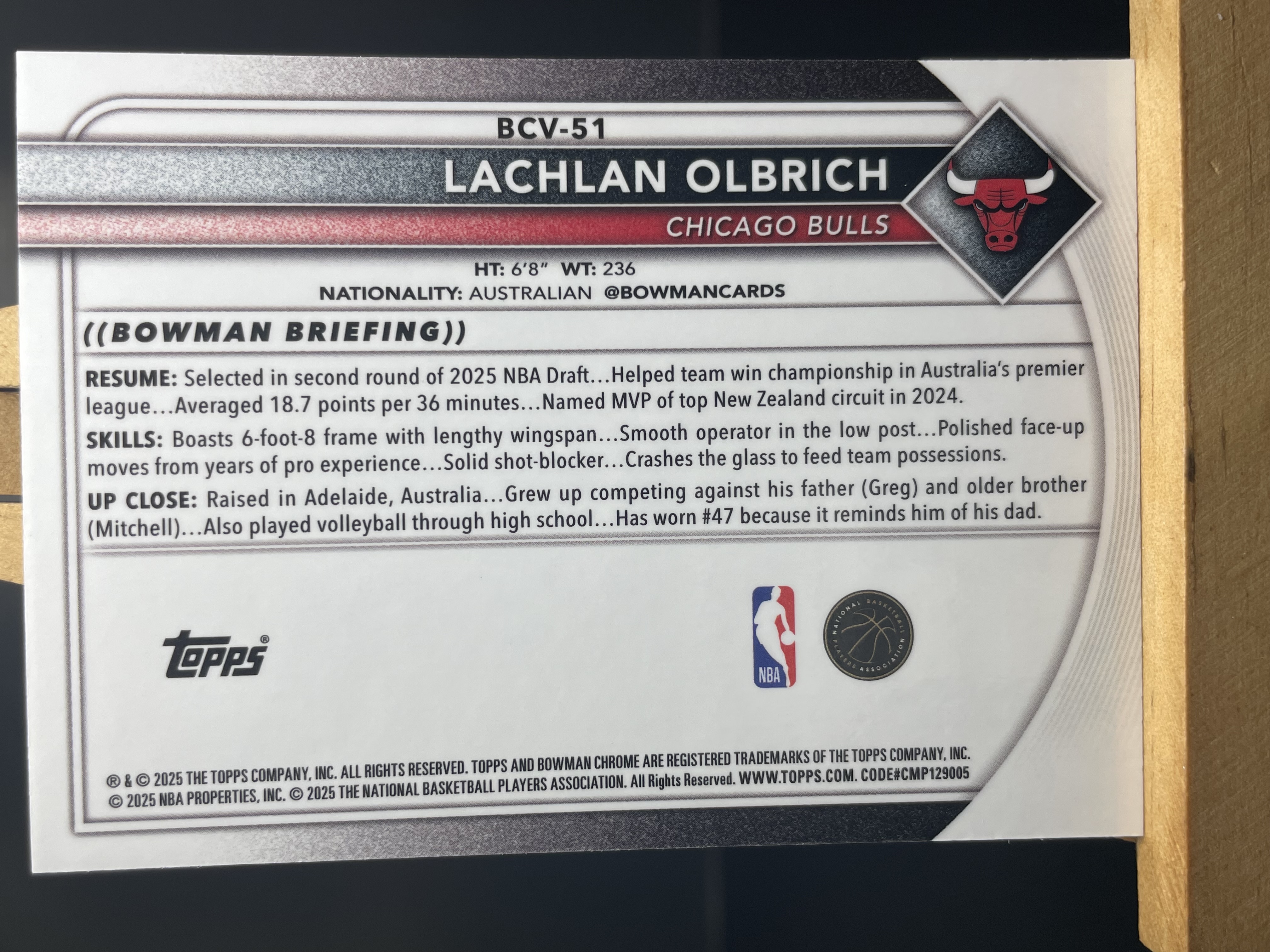 (B5)2025 TOPPS 蛇纹折 新秀RC 拉克兰 奥尔布里希 公牛 近期大热球星 收藏凑套必备 卡品如图 !!!