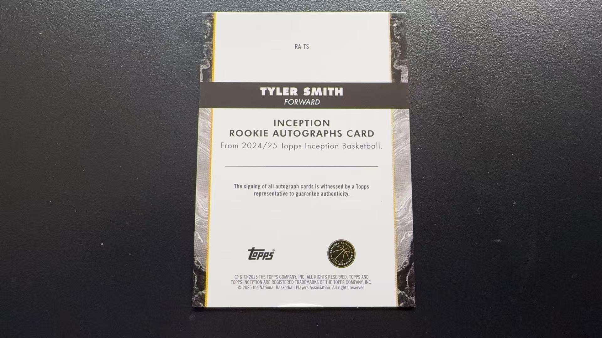 【Pw代卖】2024-25Topps Inception盗梦 Tyler Smith 泰勒 史密斯 雄鹿 新秀 RC 签字 卡品如图 收藏必备 萝卜哥