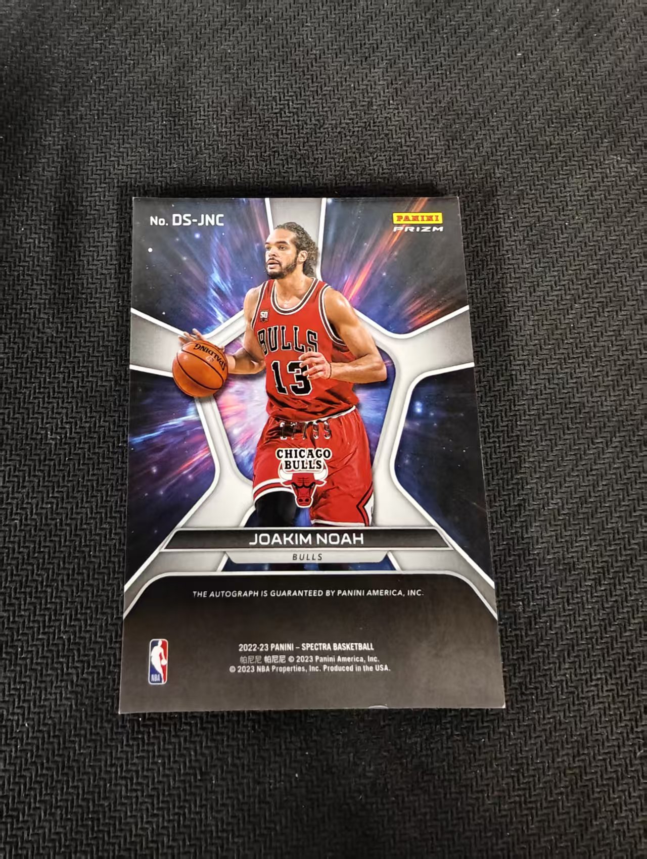 【汽水拍卖】2022-23 Panini Spectra Joakim Noah 光谱 乔金 诺阿 /99编 深空签 银折 签字 公牛 瑕疵如图