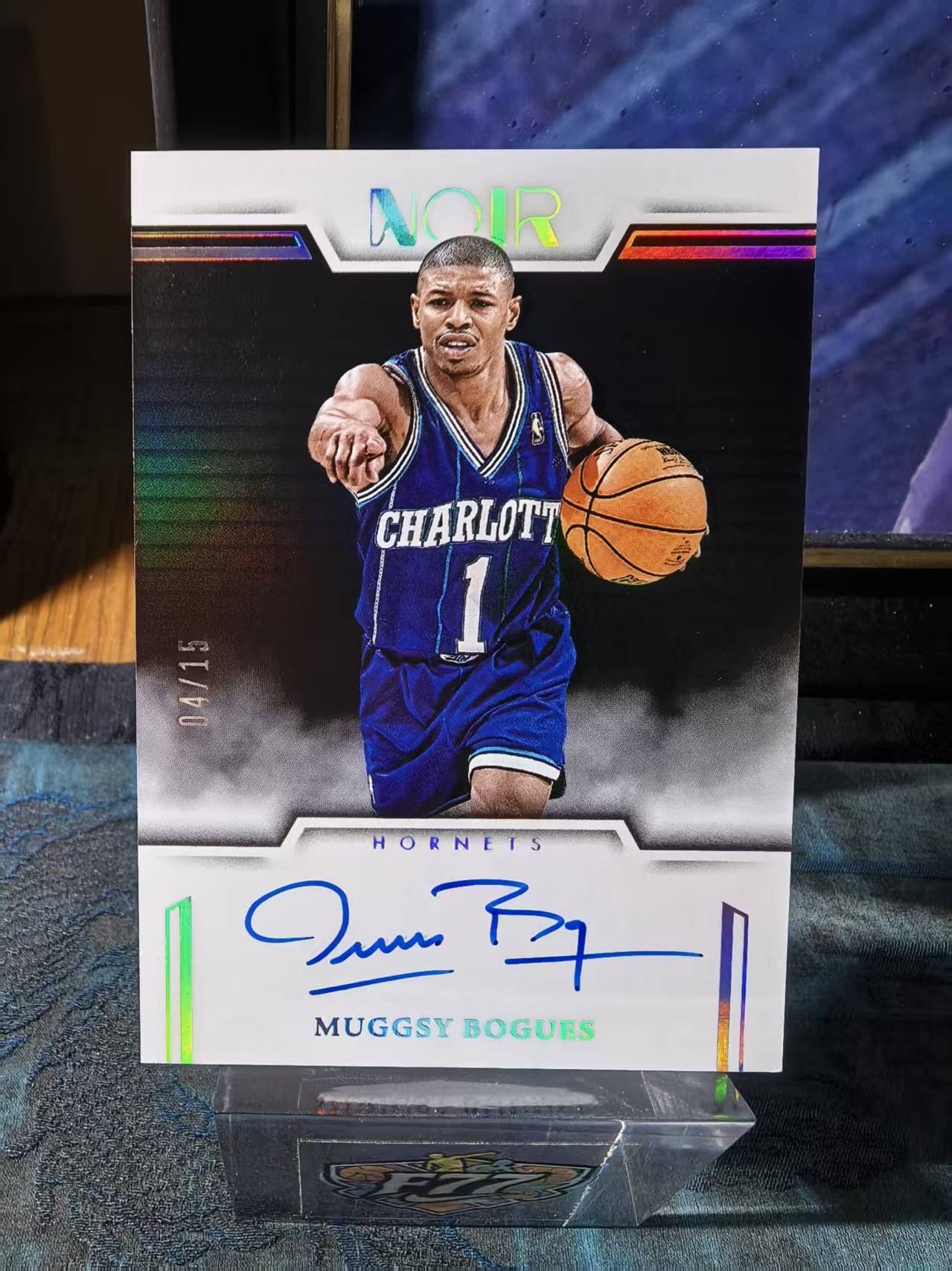 2024-25 Panini Noir Muggsy Bogues 诺尔 马格西 博格斯 小虫 签字 卡签 /15编 auto color 彩色版 国际平行 黄蜂 卡品如图 收藏必备