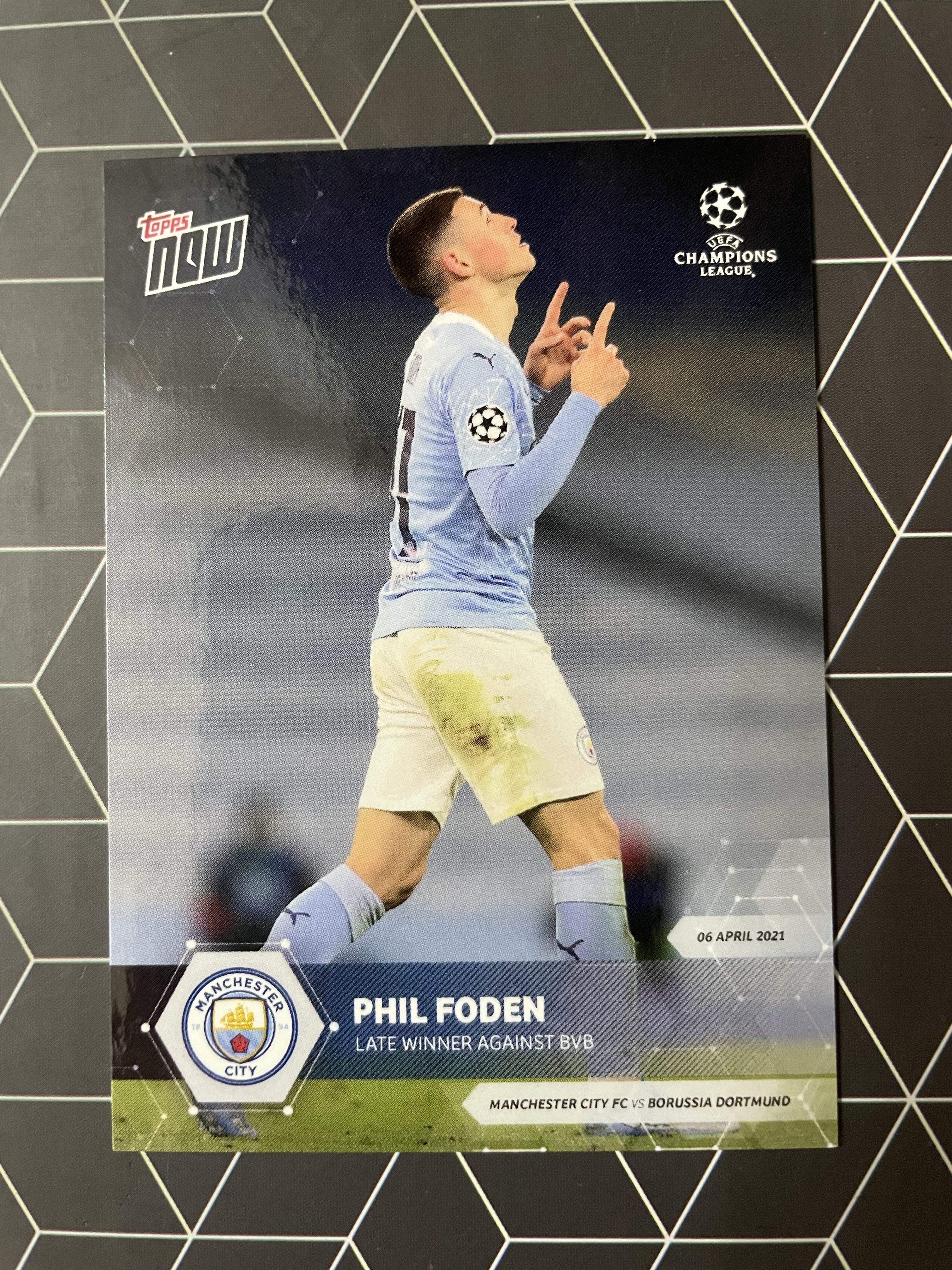 2021 Topps now Phil Foden 【hellfire拍卖】topps now系列 曼城 英格兰 福登 2021欧冠绝杀多特蒙德庆祝时刻 jjj