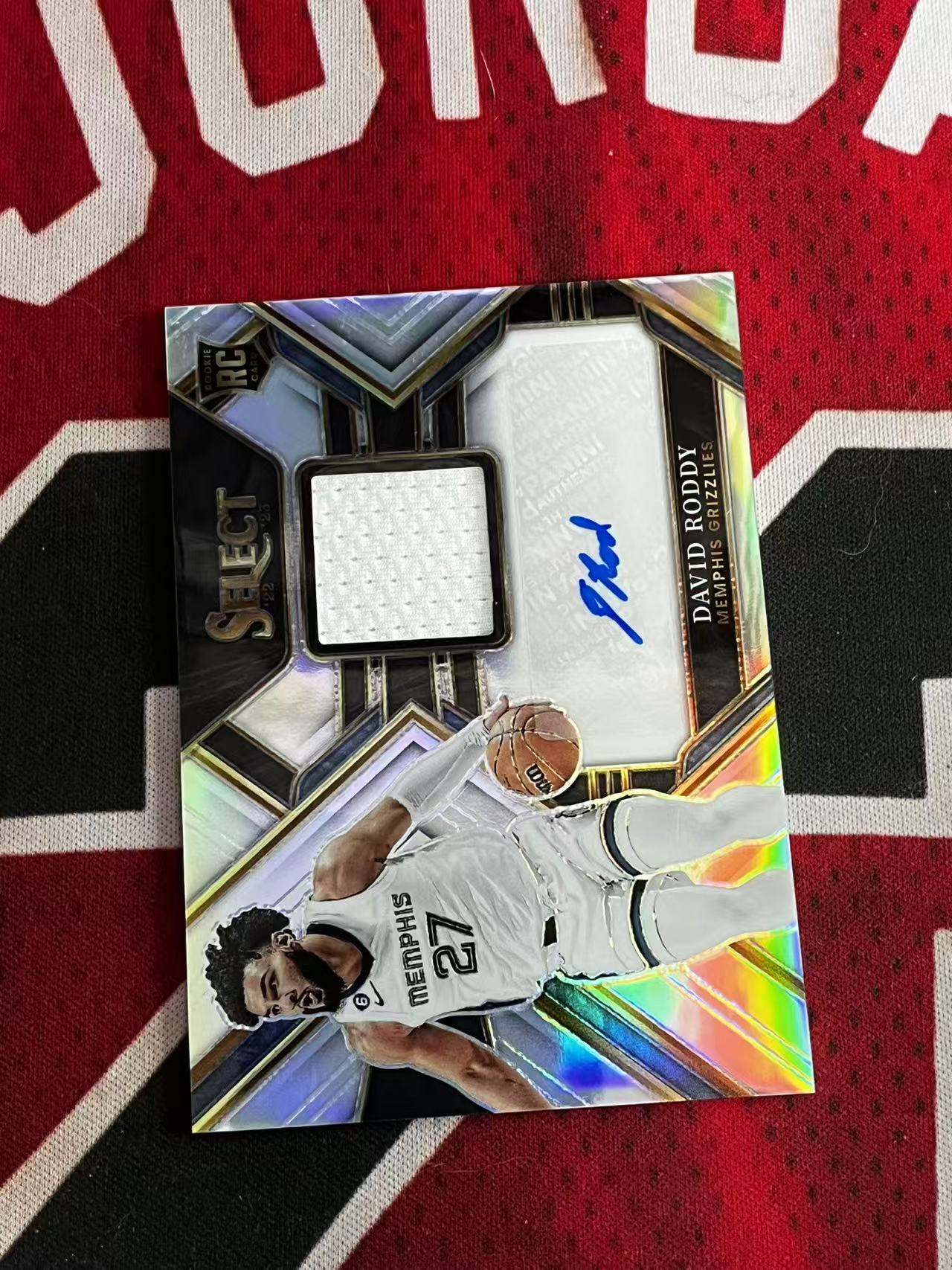 【接寄拍费率低至5%含卡淘手续费】2022-23 PANINI SELECT 灰熊 新秀RC 大卫罗迪 199编 RJA 球衣物料切割签字卡 银折 折射 专收凑套必备【烂臭嘴拍卖】