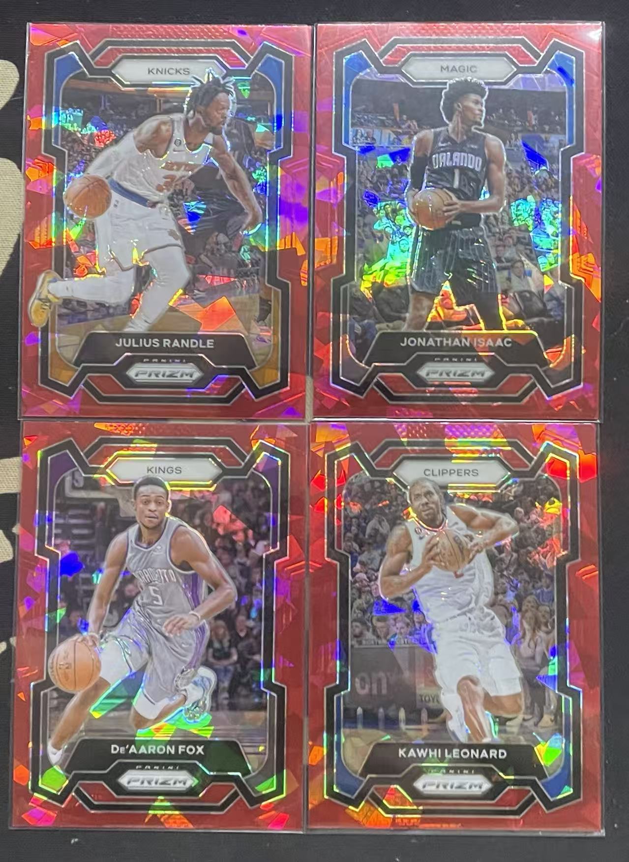 2023-24 Panini Prizm Kawhi Leonard 科怀·伦纳德 达龙·福克斯 乔纳森·艾萨克 朱利叶斯·兰德尔 红碎冰折 折射 pz 不保卡品 打包 值得投资(猴子卡社)