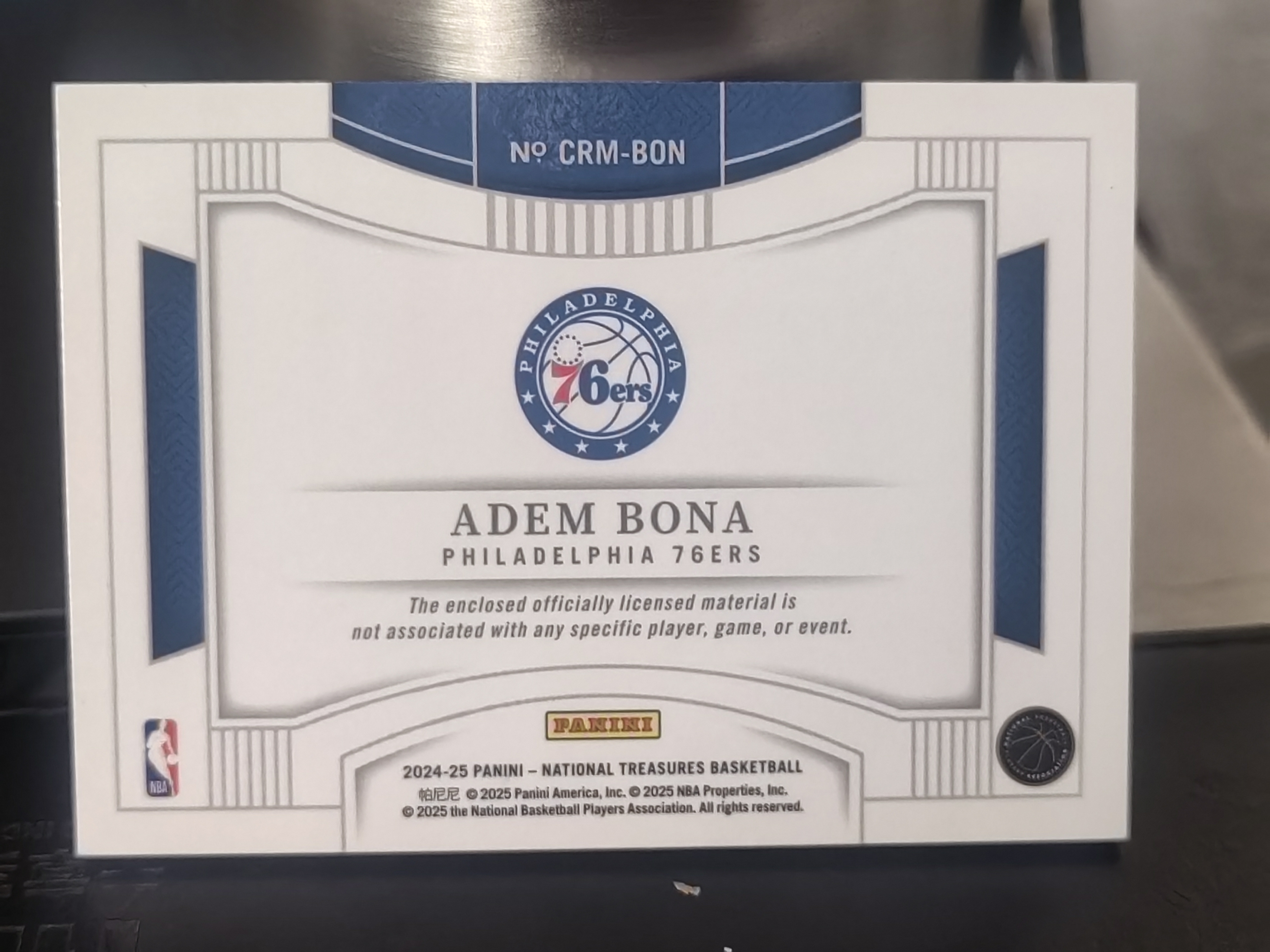2024-25 Panini National Treasures Adem Bona RC 国宝 新秀 阿德姆 博纳 76人 单色 大窗 物料 99编 小鱼 白边白角 不保卡品 卡品如图