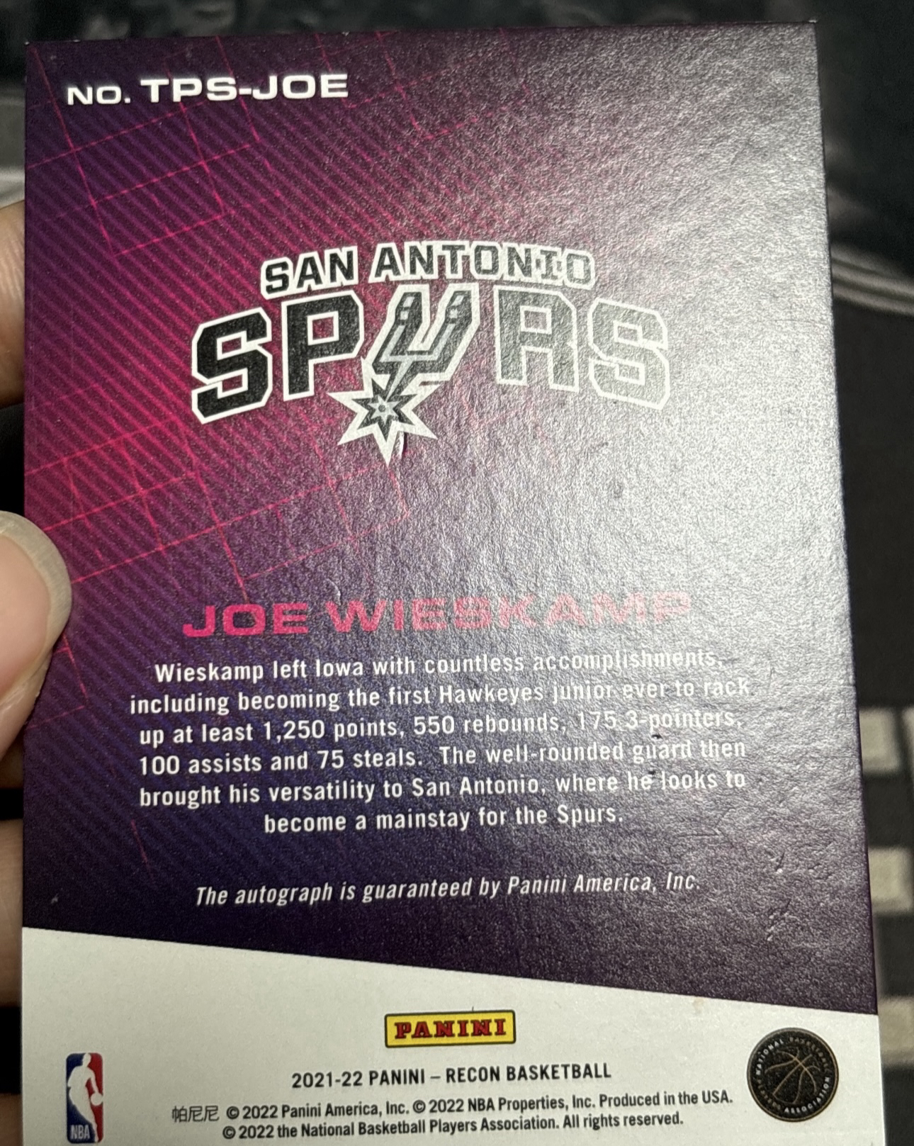 2020-21 Panini Recon Joe Wieskamp 《快乐卡舍接寄拍》马刺 乔 维斯坎普 新秀 折射 签字墨迹清晰 recon系列 瑕疵见图 投资收藏必备