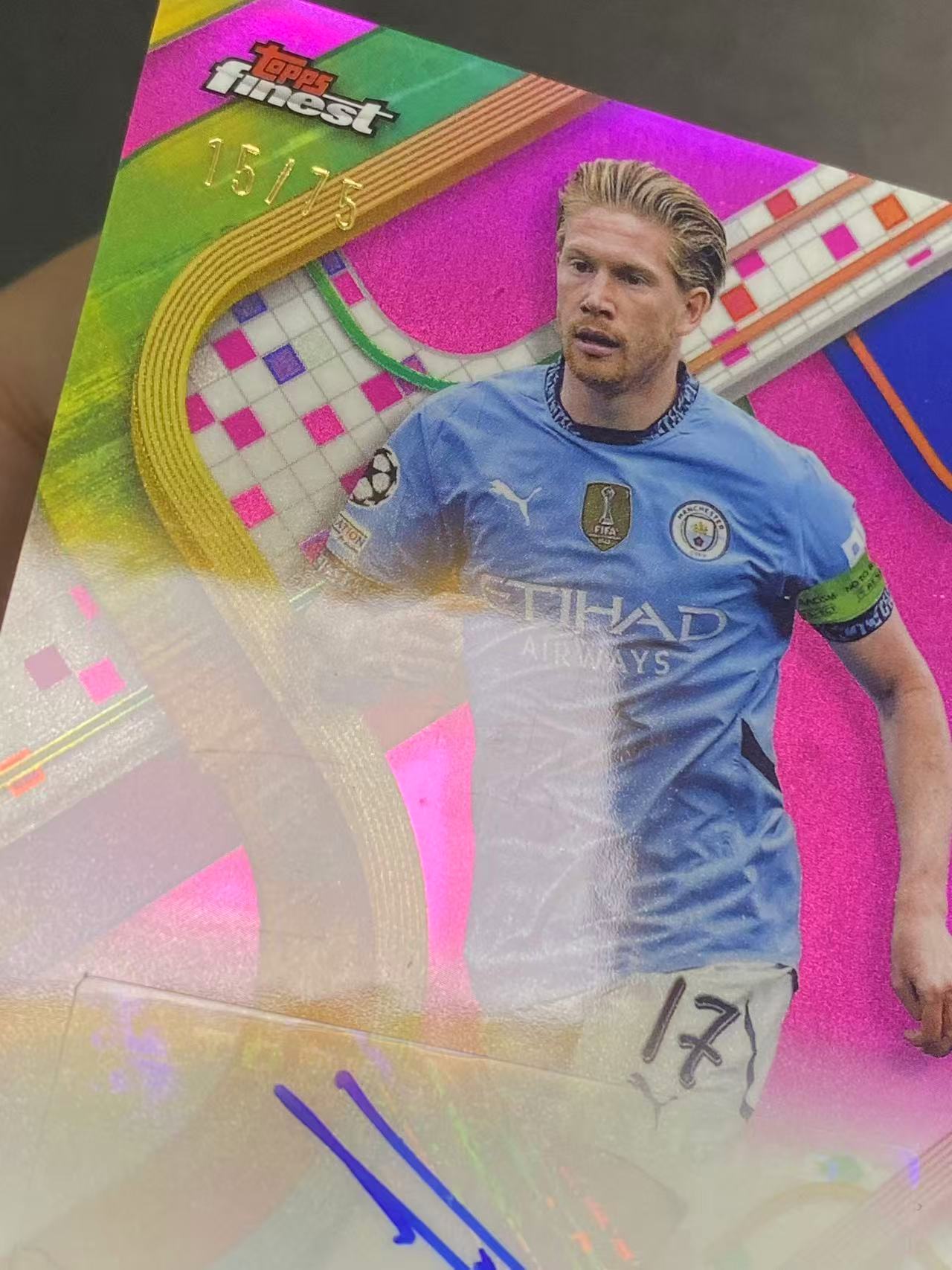 2024-25 Topps Finest Kevin De Bruyne 欧冠 曼城 曼城 凯文 德布劳内 75编 签字 粉折 比利时 丁丁 微瑕如图【ZYP代拍】Z586