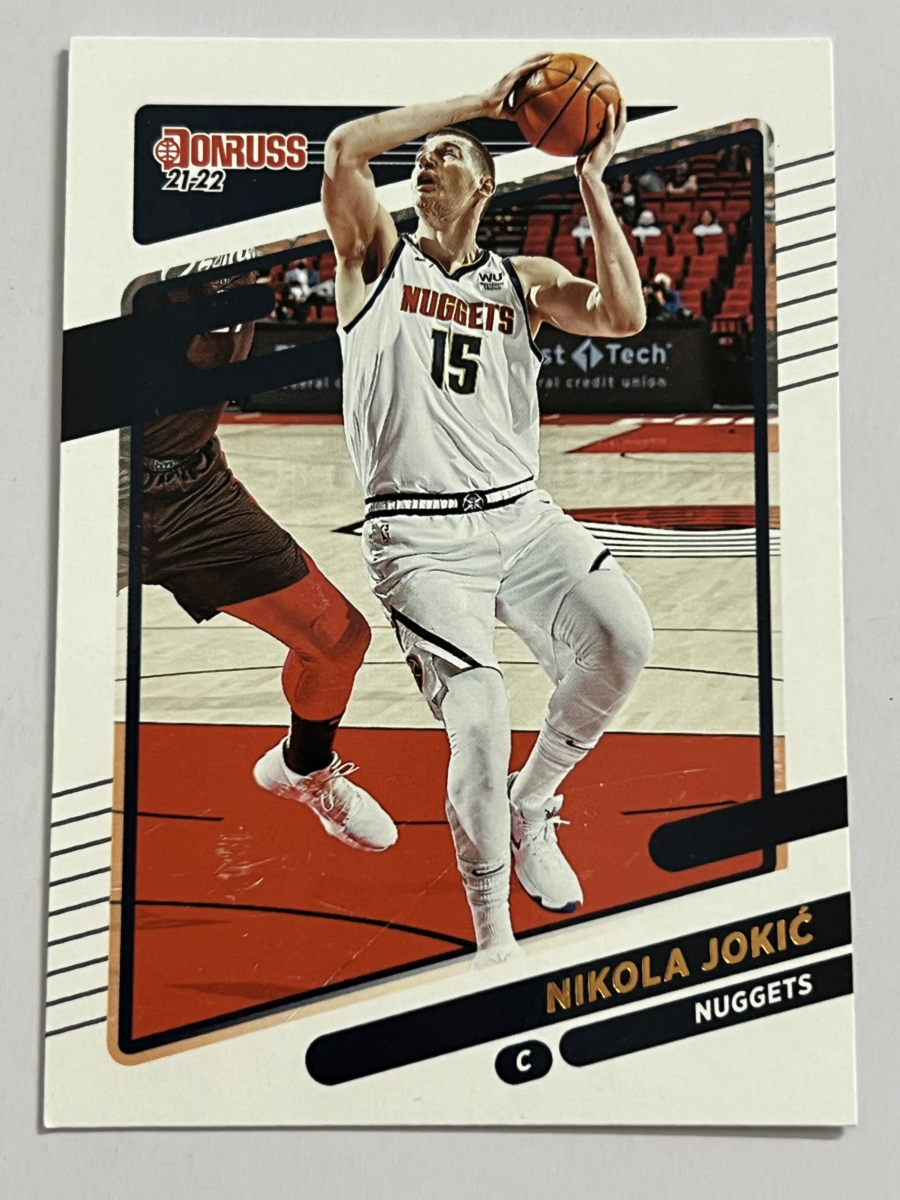 2021-22 Panini Hoops Nikola Jokic 尼古拉 约基奇 约老师 掘金队 热门球星 收藏必备 实卡精美 #28