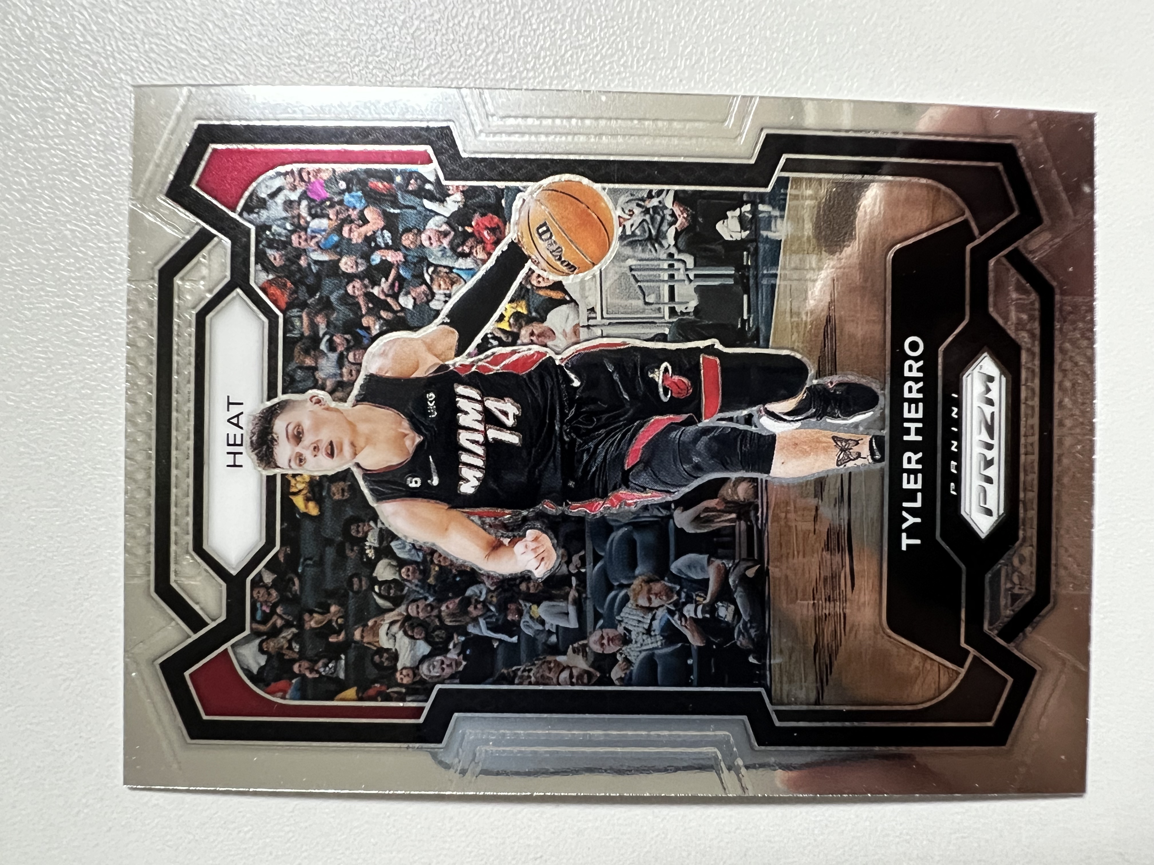 2023-24 Panini Prizm Tyler Herro #A06 泰勒希罗 热火 PZ系列 base 收藏凑套 卡品如图