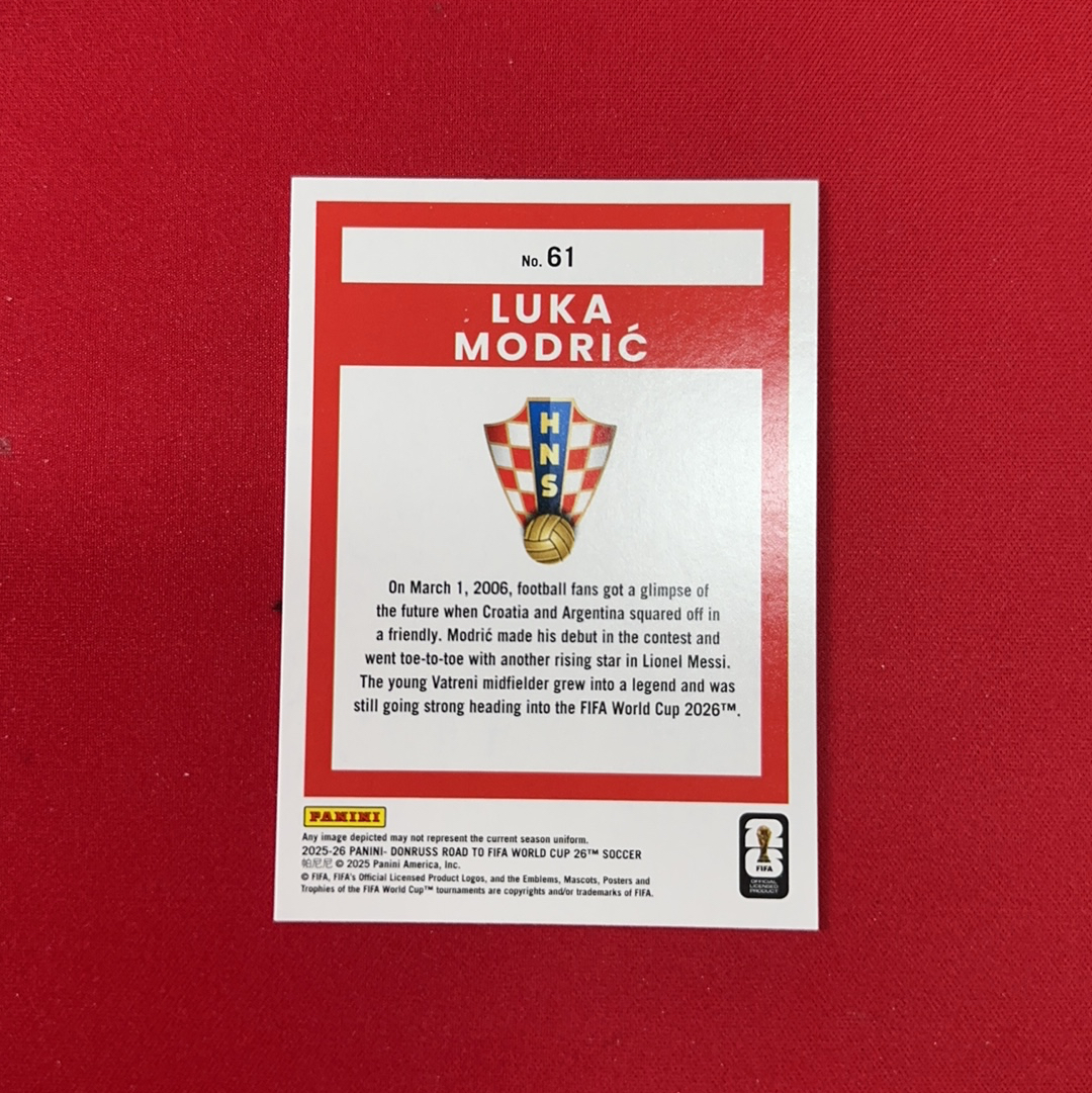 【四喜代拍】2025-26 Panini Donruss 世界杯 杜蕾斯 Luka Modric 莫德里奇 魔笛 克罗地亚 2 三色折特卡 卡品如图(polo)