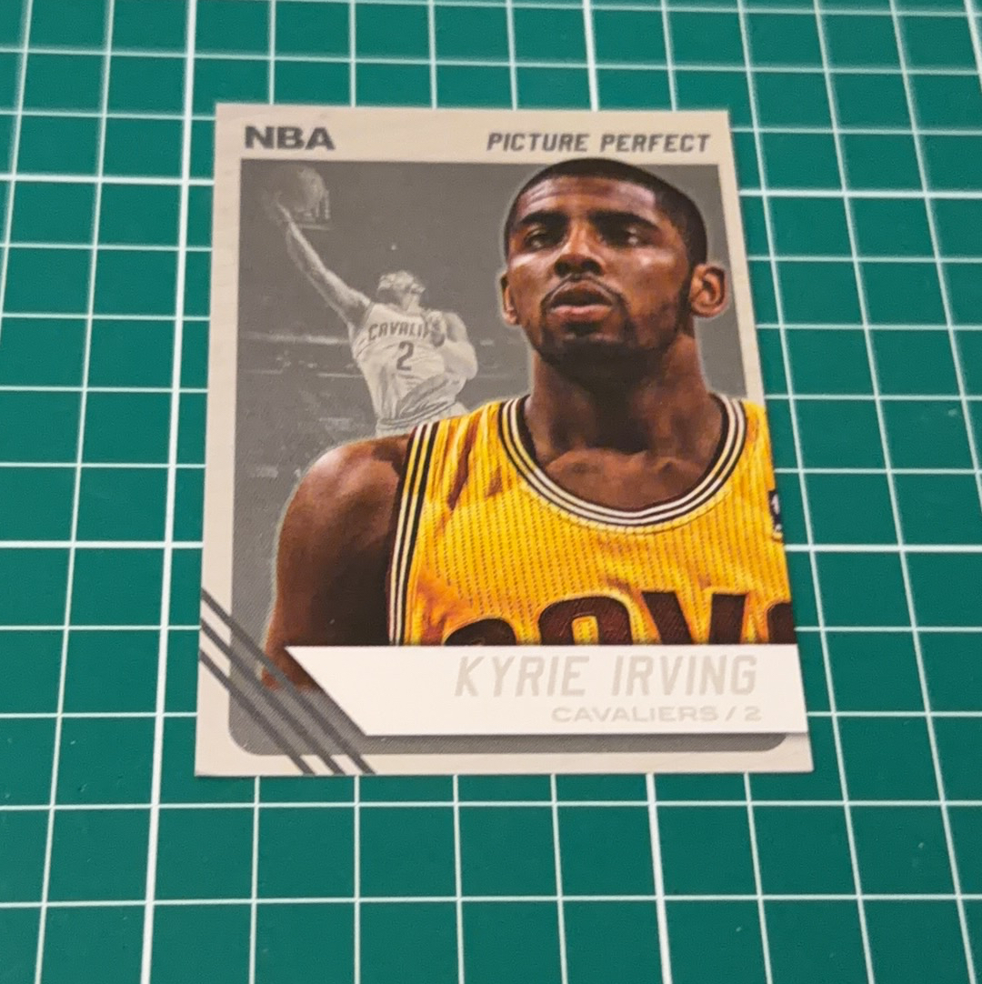 2014-15 Panini Americana Kyrie Irving S.p.a. 凯里欧文 KI2 大头特卡 闪卡 双选图 十年老卡 绝版卡 稀有大比例 收藏必备 折角