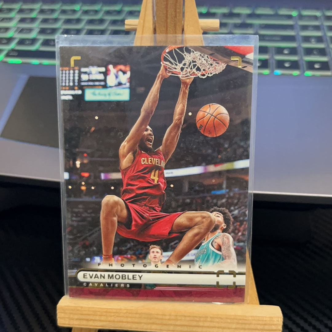 2022-23 Panini PaniniPhotoGenicNBA Evan Mobley 埃文 莫布利 骑士 上镜系列 卡品如图 瑕疵看图 凑图必备 值得收藏!