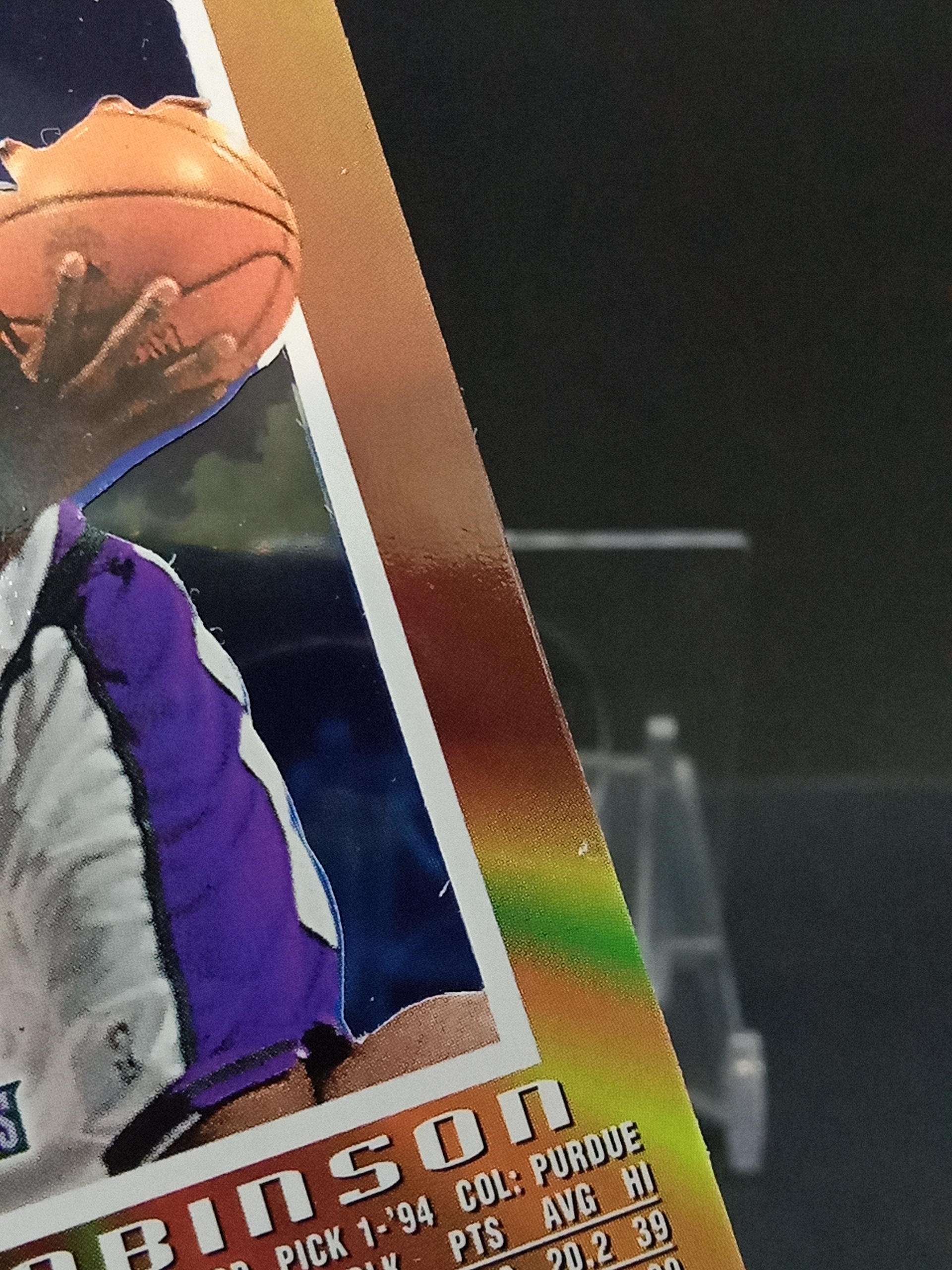 【DC拍卖】9.29小科比(微瑕)`1996-97 Skybox E-X2000 #39 Glenn Robinson 格伦罗宾逊 密尔沃基雄鹿 橙金渐变胶片折射老球星卡,大狗罗宾逊`