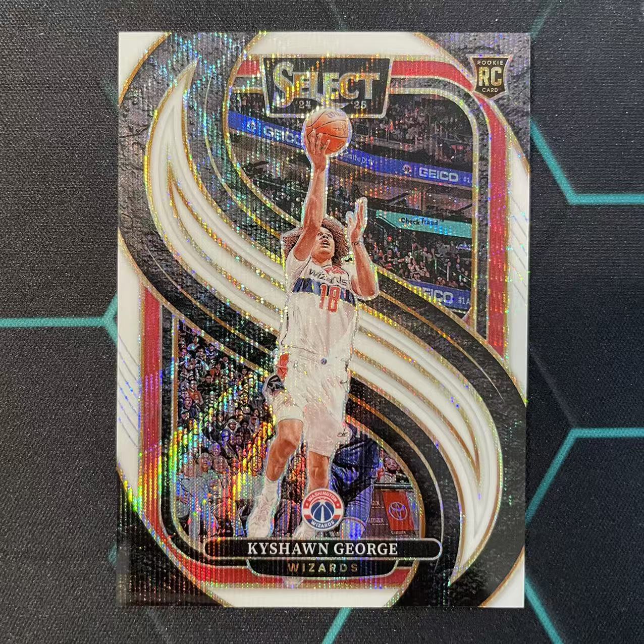 2024-25 Panini Select Kyshawn George RC 【阿福代卖】 凯肖恩 乔治 奇才 新秀 白波纹折 99编 收藏必备 (行行行)