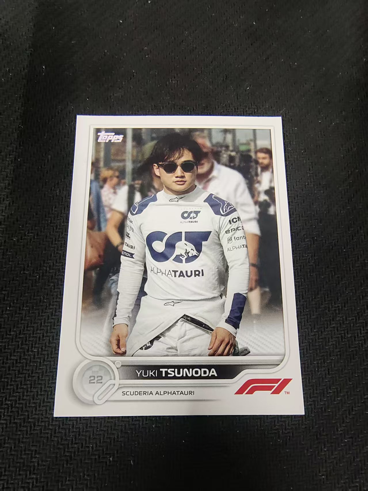 【汽水拍卖】2022 Topps Chrome F1 Yuki Tsunoda 角田裕毅 划痕 边角瑕疵 @64