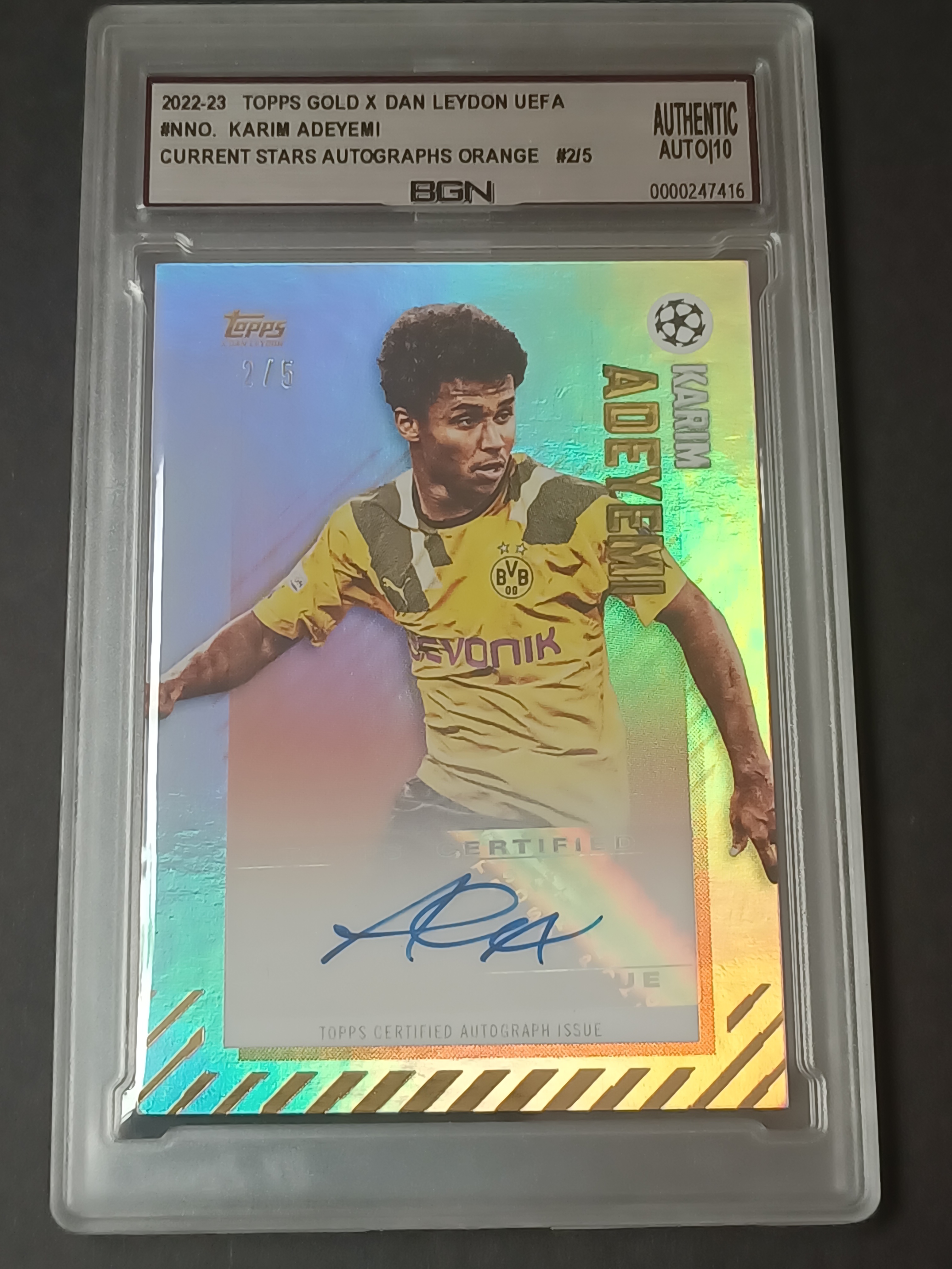 2022-23 Topps GOLD Karim Adeyemi 欧冠 白金盒 萨尔茨堡红牛 阿德耶米 多特蒙德 完美签字 2/5编 超低编 橙折 bgn鉴真 收藏必备