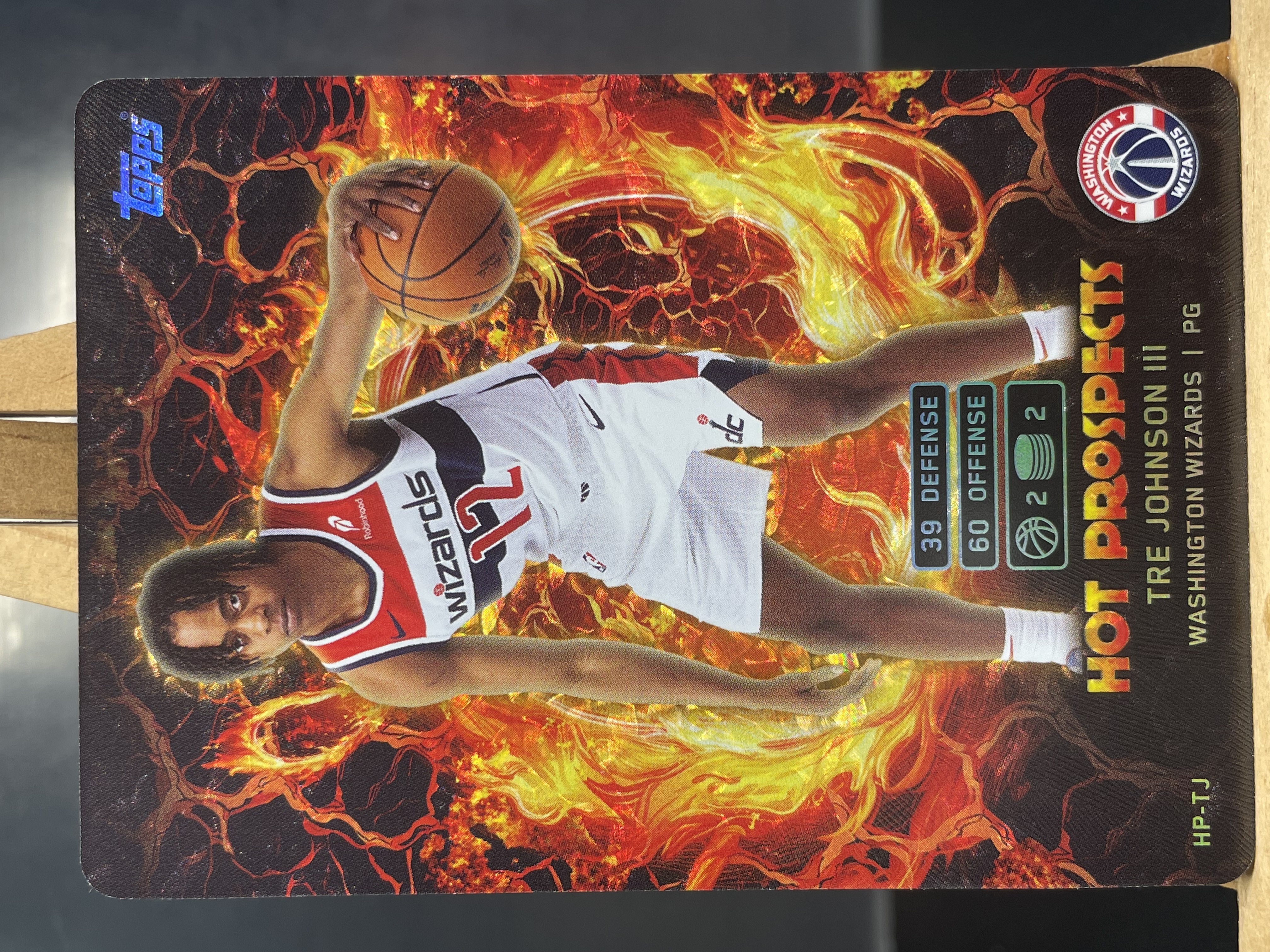 (K7) 2025 TOPPS 折射 特雷 约翰逊 奇才  近期大热球星  收藏必备 卡品如图 ! ! !