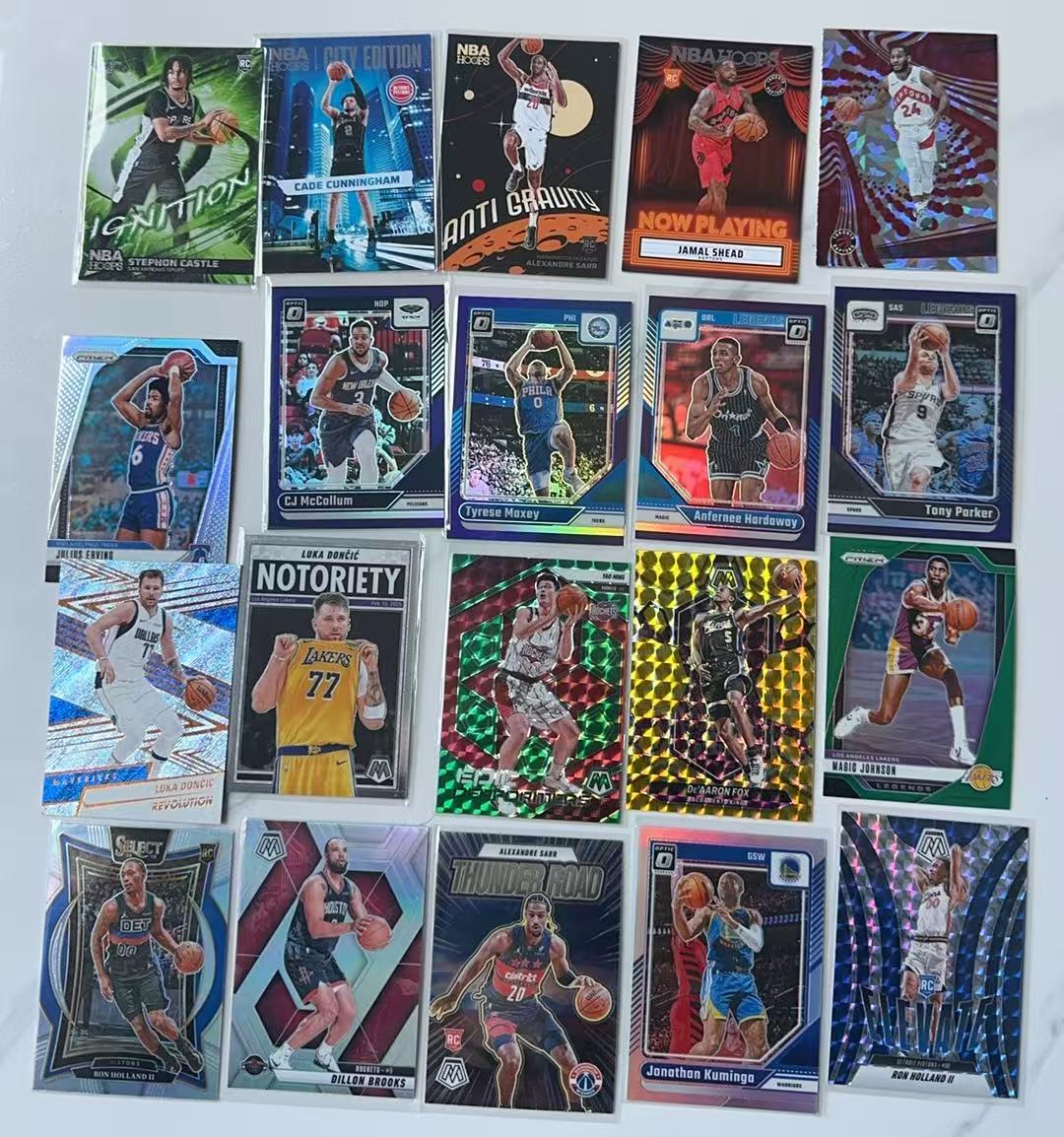 多年份 多系列 东契奇/姚明/福克斯等20张折射 特卡 baseLOT 银折 碎冰折 马赛克折各种折 lot 打包 不保卡品