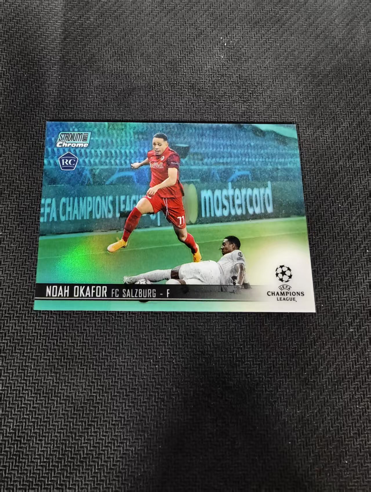 【可合并,不累计】2021 Topps Stadium Club Chrome Noah Okafor RC 奥卡福 竞技场 新秀 199编 绿折 AC米兰前锋 瑞士国脚