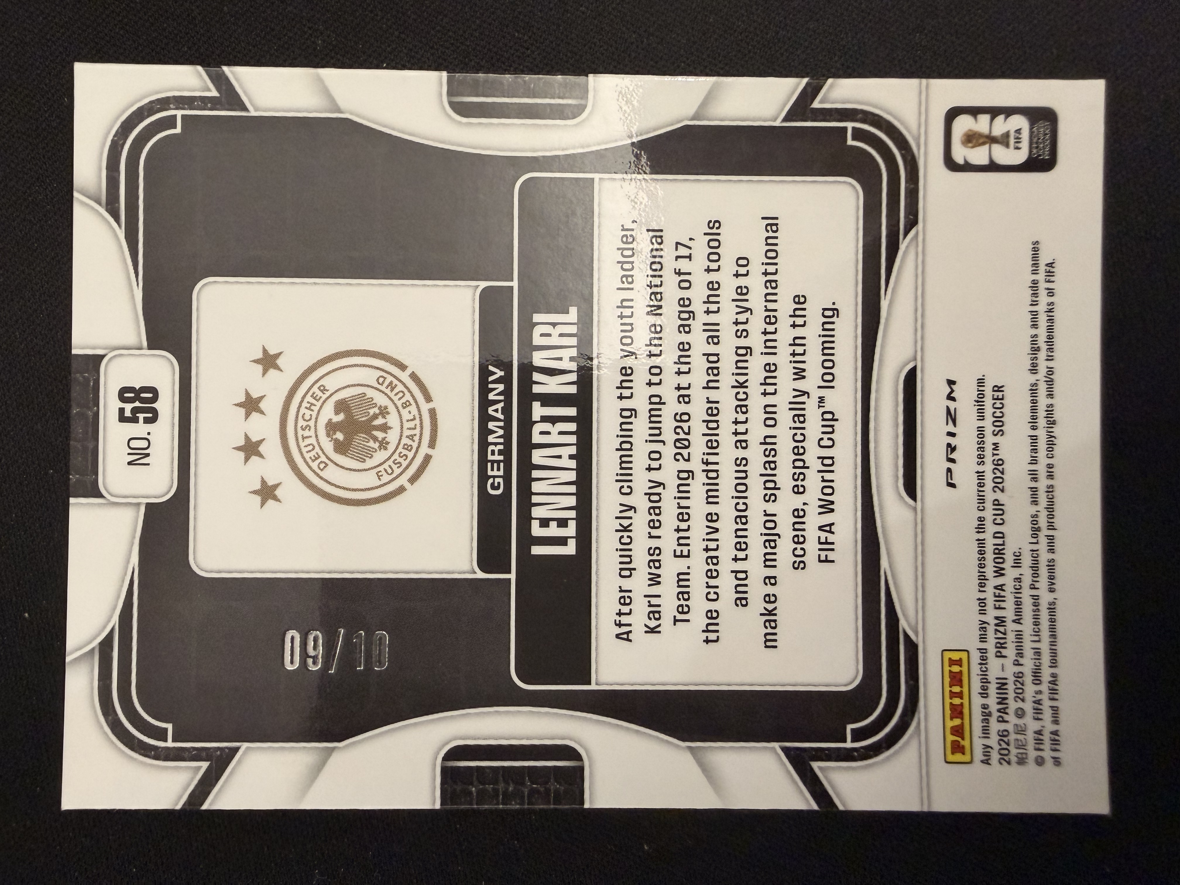 2026 Panini Prizm World Cup Lennart Karl RC FIFA 世界杯 德国 伦纳特 卡尔 新秀 国际独占 金折射 09/10编 瑕疵如图 - Yin