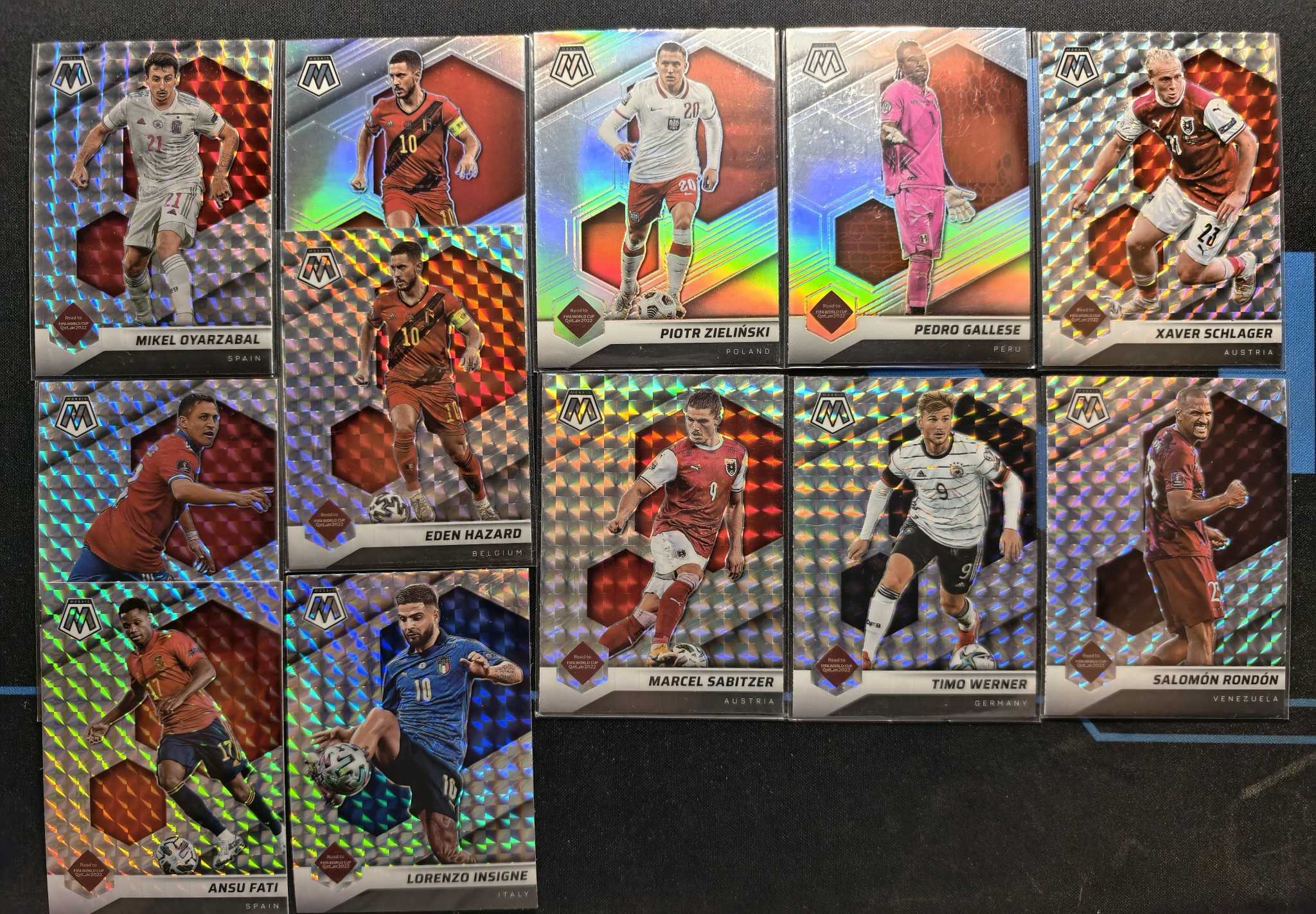 2021-22 Panini Mosaic Eden Hazard 世界杯马赛克 阿扎尔 法蒂 奥亚萨瓦尔等人 银折 银马赛克折 不保卡品 介意勿拍 a哥