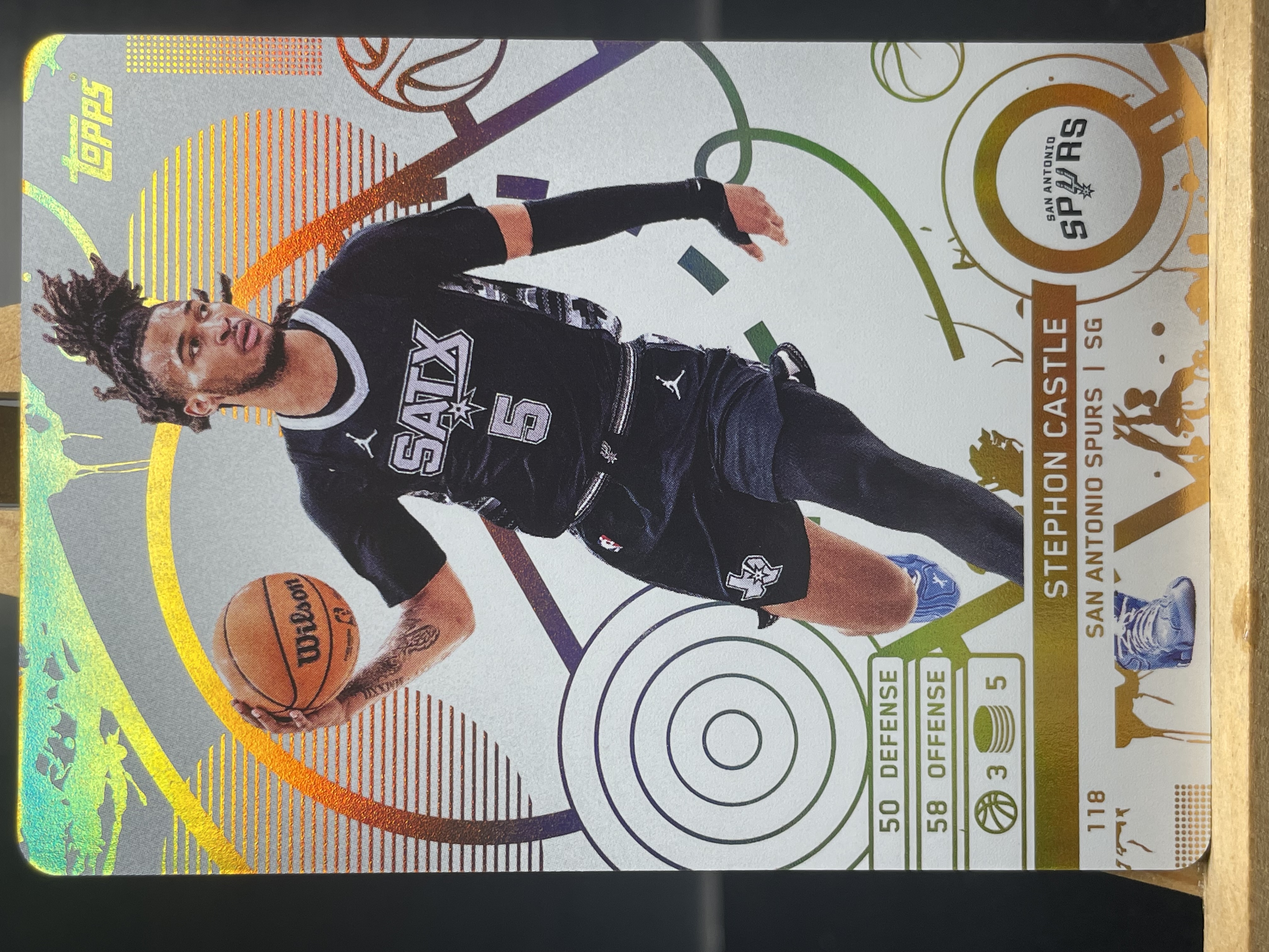 (C8) 2025 TOPPS 折射 斯蒂芬 卡斯尔 马刺 近期大热球星 收藏必备 卡品如图 ! ! !